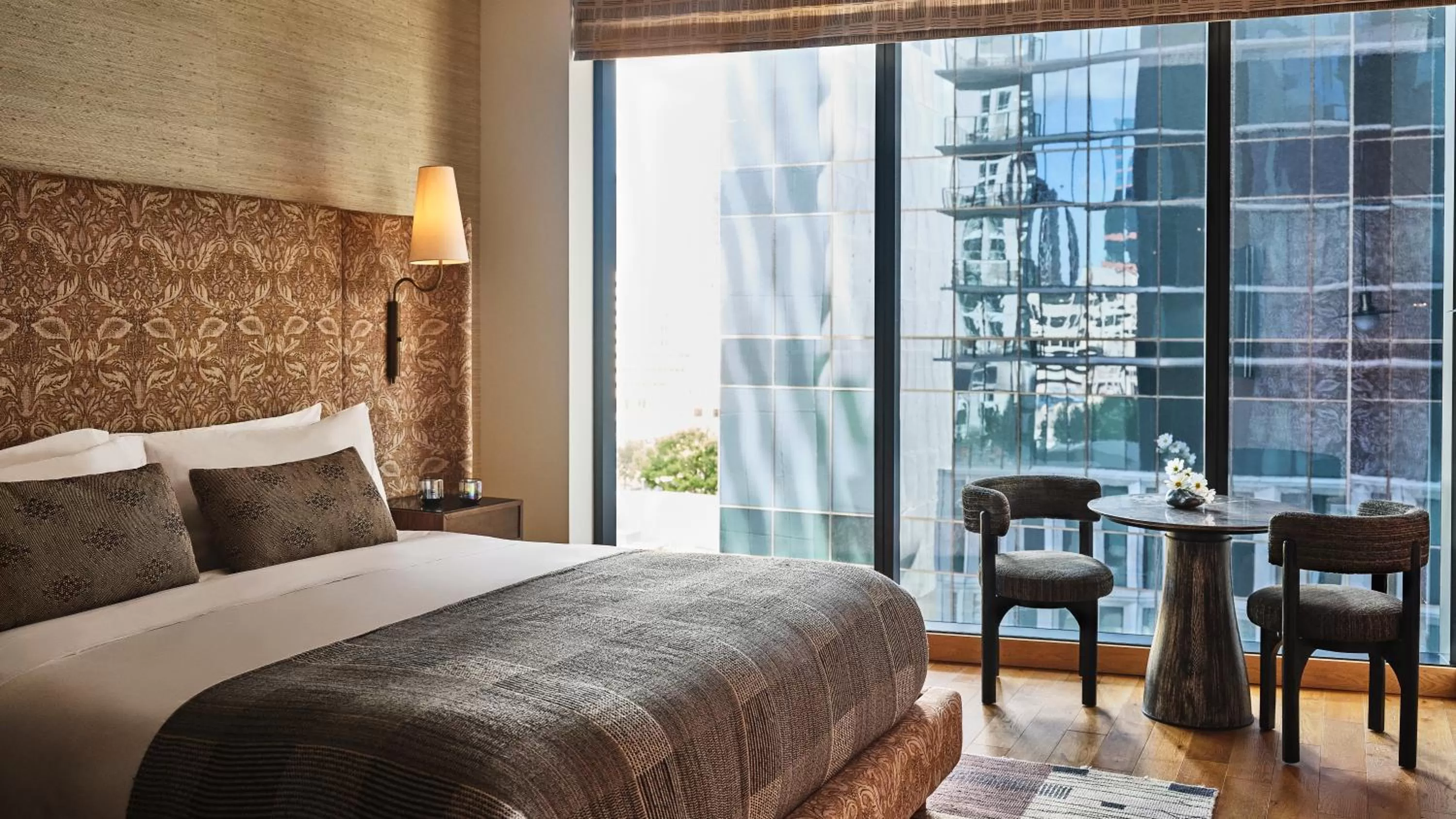 Bed in Austin Proper Hotel, a Member of Design Hotels