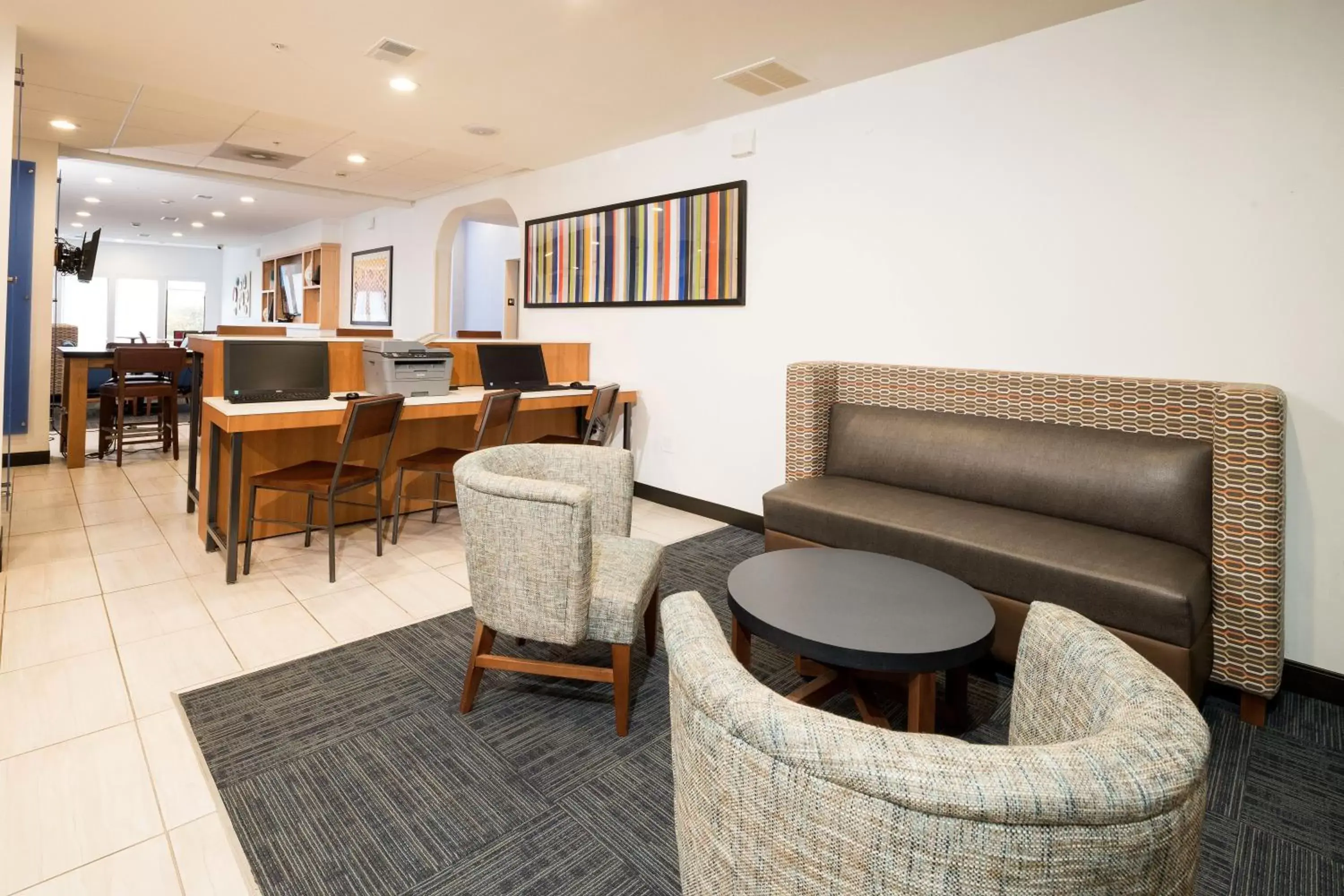 Other, Seating Area in Holiday Inn Express Hotel & Suites Grand Blanc, an IHG Hotel