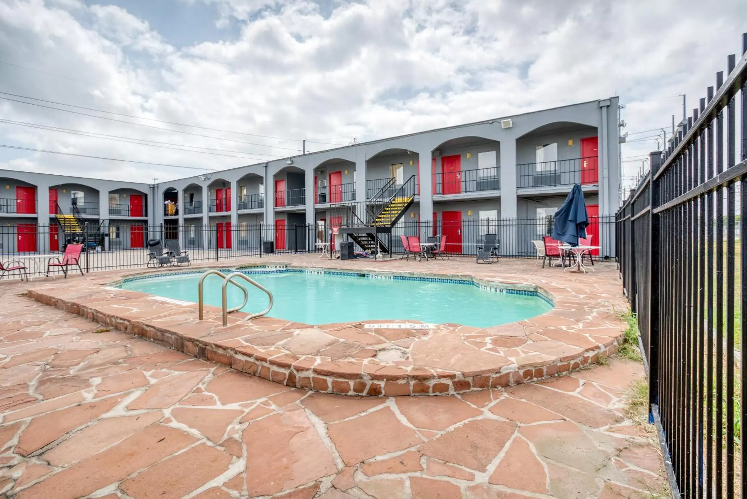 Swimming Pool in OYO Hotel San Antonio Lackland Air Force Base West