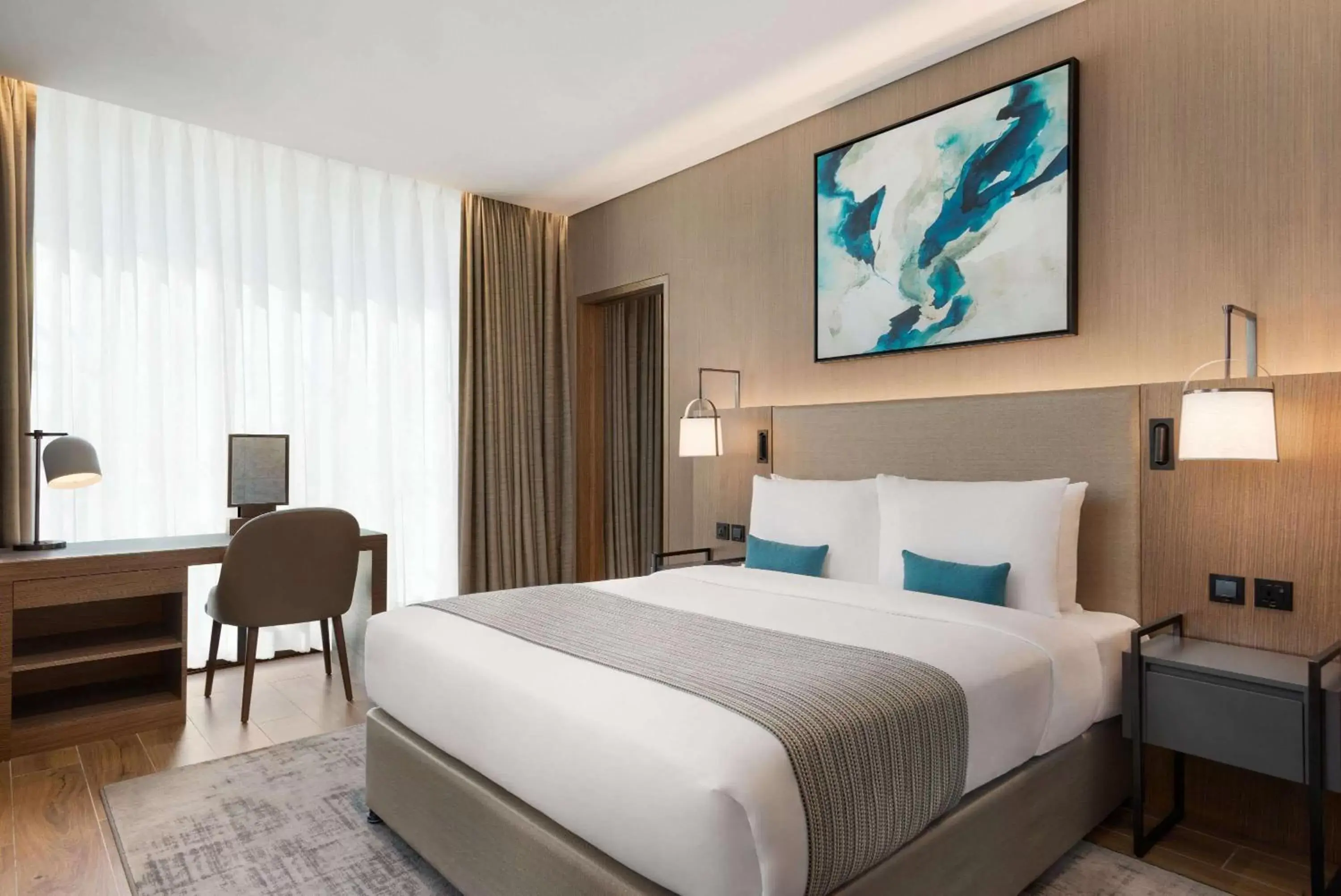 Photo of the whole room, Bed in Days Hotel By Wyndham Dubai Deira