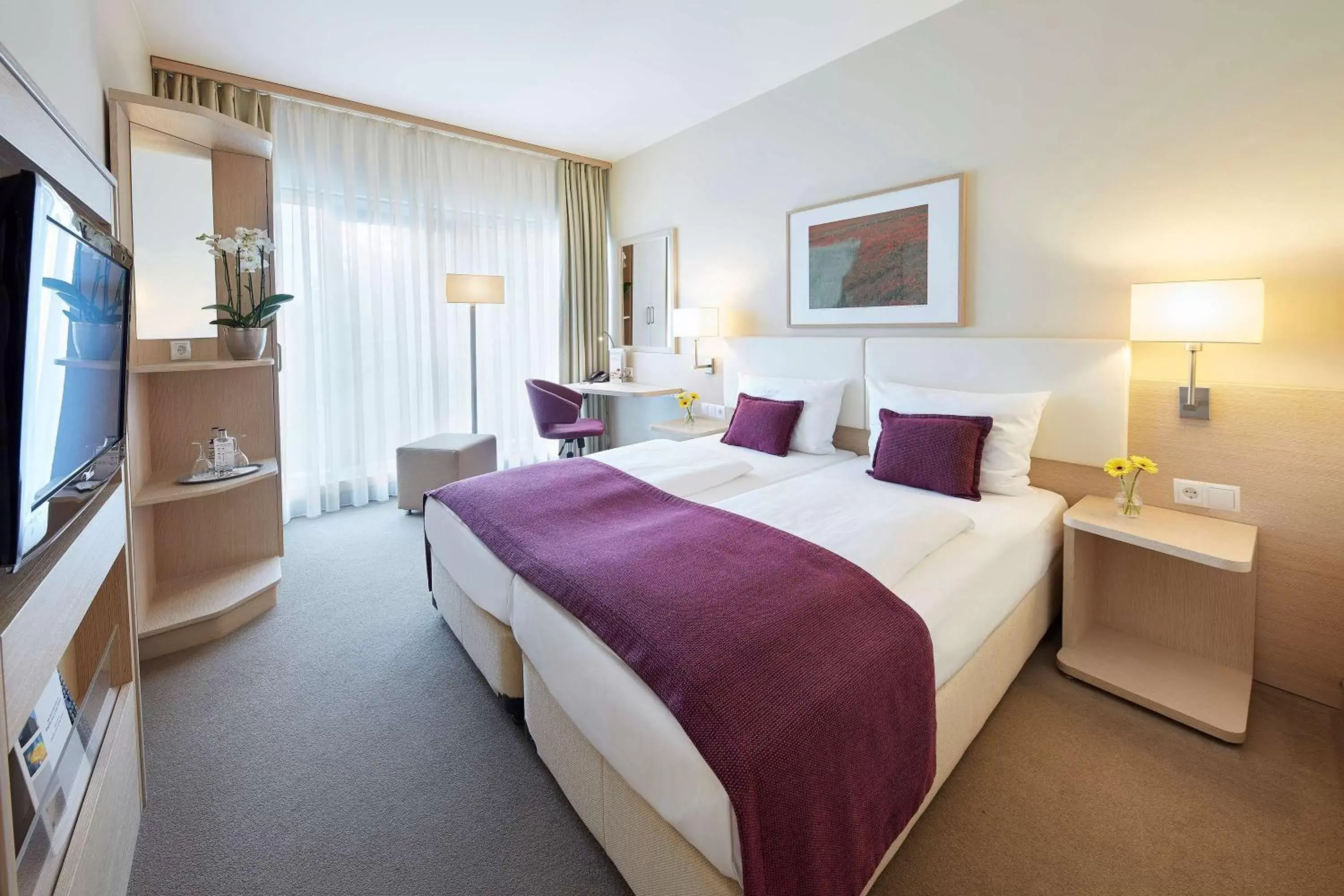 Photo of the whole room, Bed in GHOTEL hotel & living Koblenz Photo of the whole room, Bed in GHOTEL hotel & living Koblenz