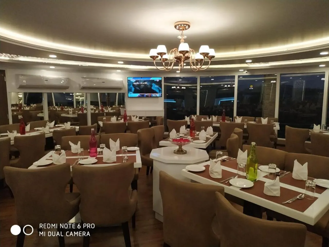Restaurant/places to eat in Hotel Pushp Villa Agra Taj East Gate