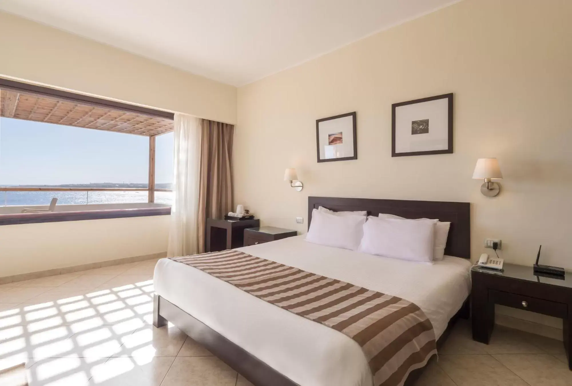 Premium Suite With Sea View - West Bay (Adults Only 16+) in Fort Arabesque Resort, Spa & Villas