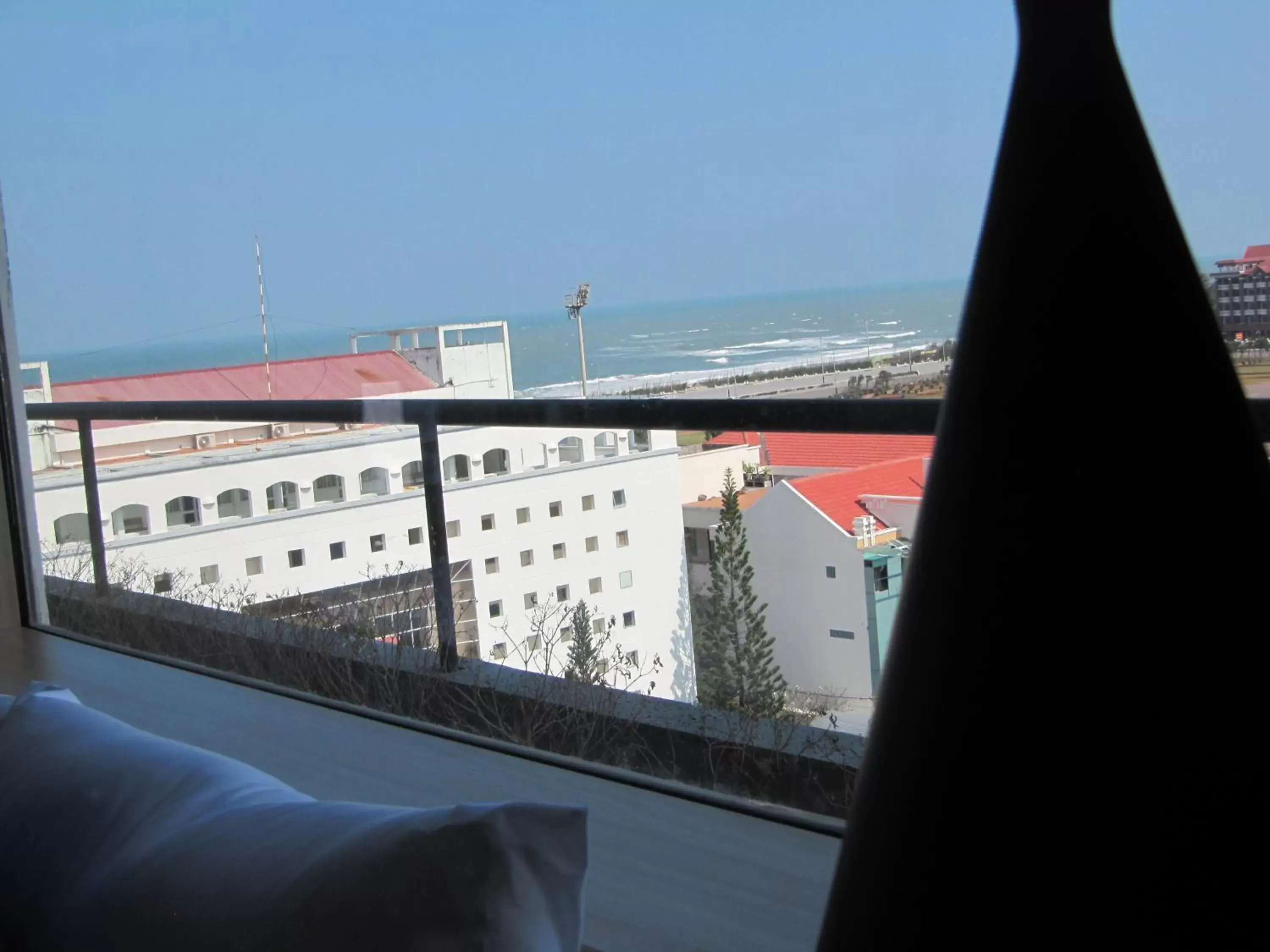 Property building in Khách Sạn Hiệp Yến Property building in Khách Sạn Hiệp Yến