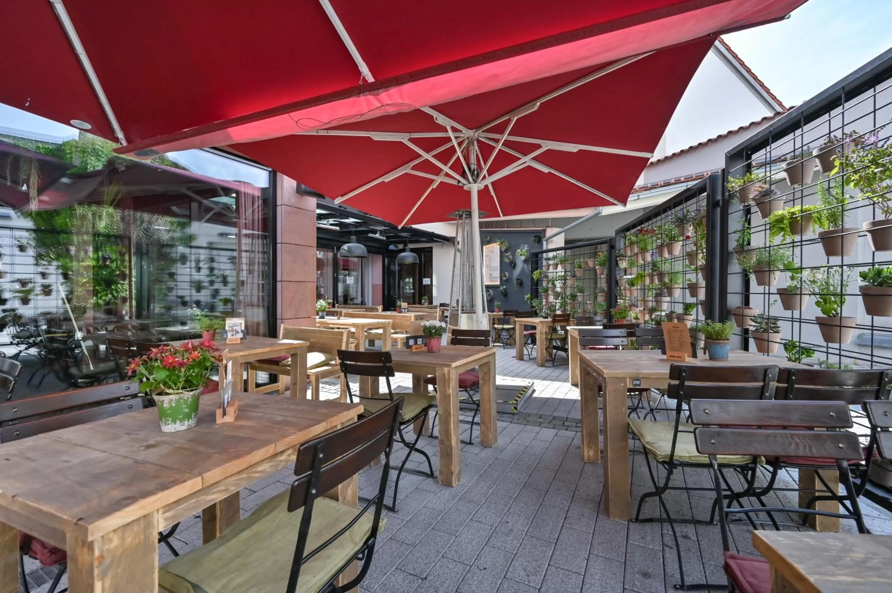 Garden in Hotel Sonne