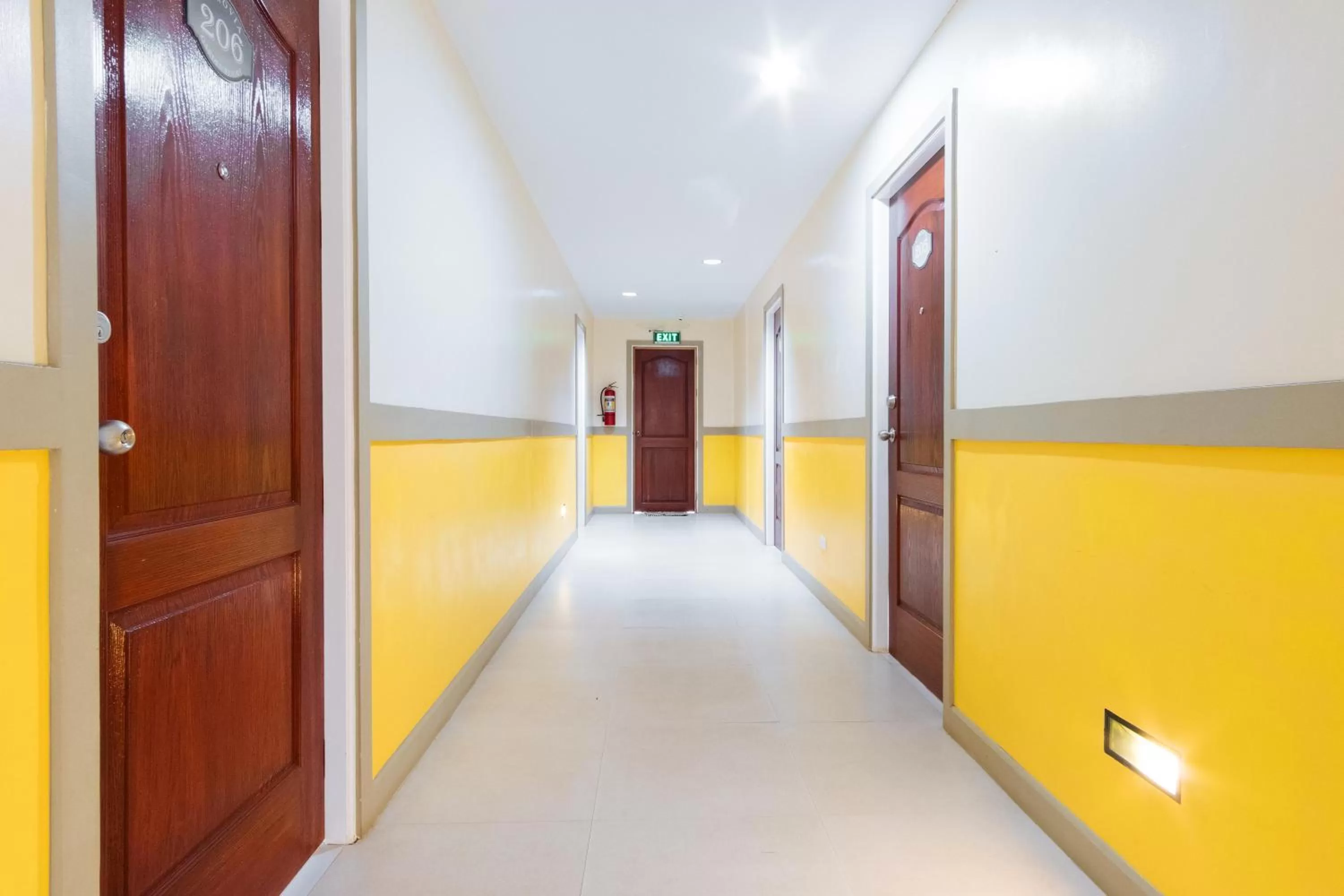 Area and facilities in RedDoorz Premium @ Gabinete Road Palawan