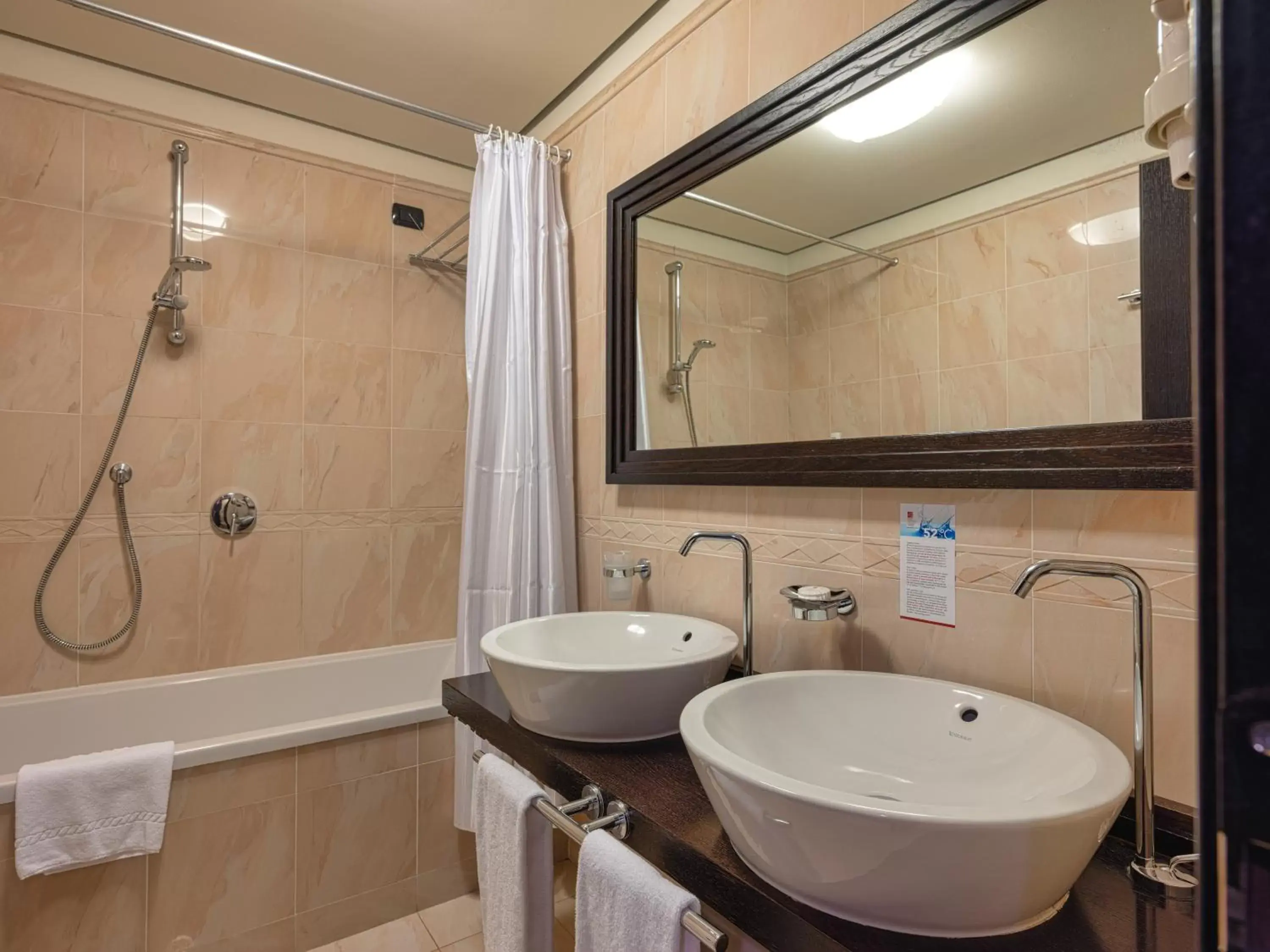 Suite in Active Hotel Paradiso Suite in Active Hotel Paradiso