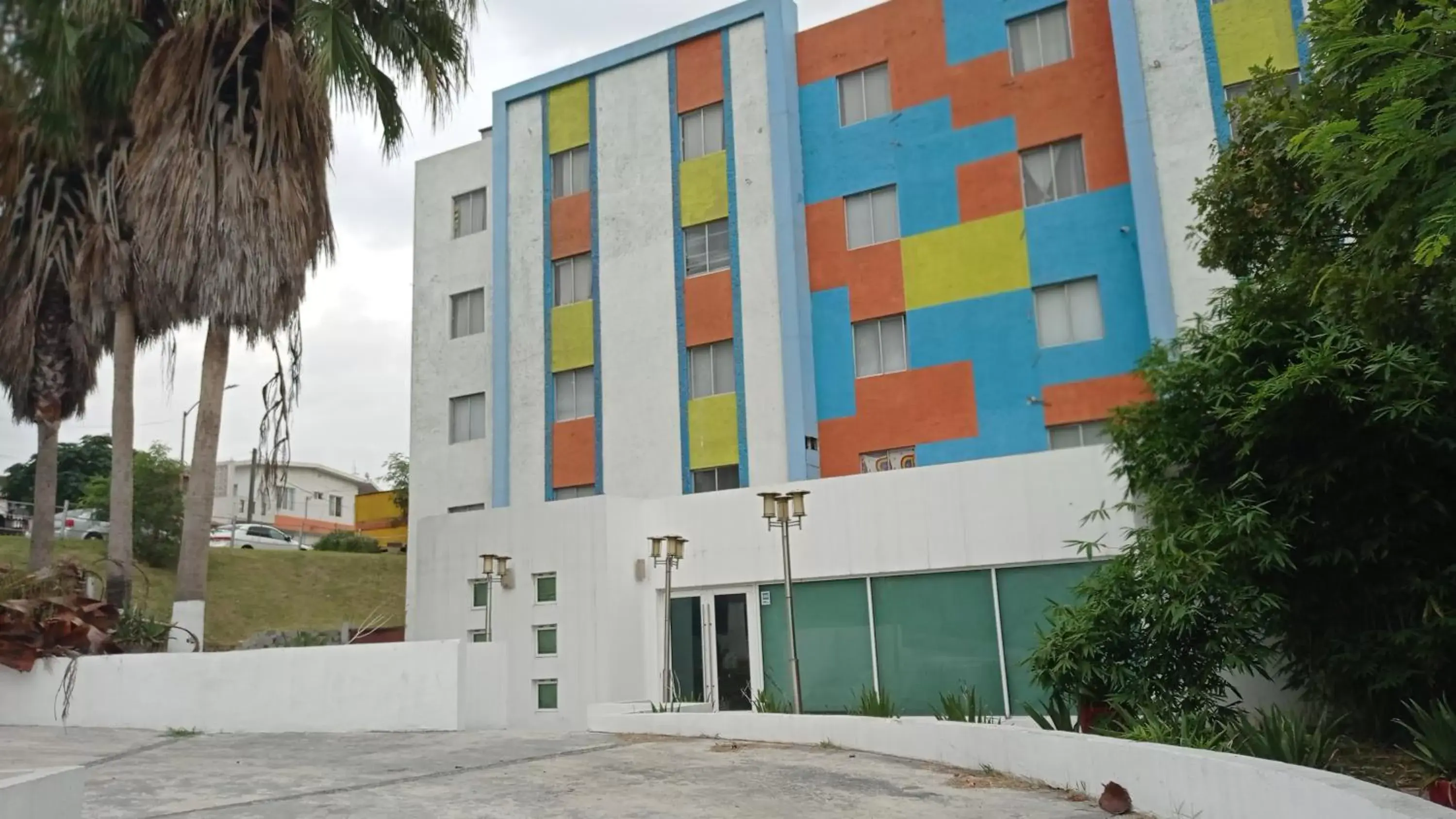 Patio, Property Building in Confort Ejecutivo Suites Lindavista