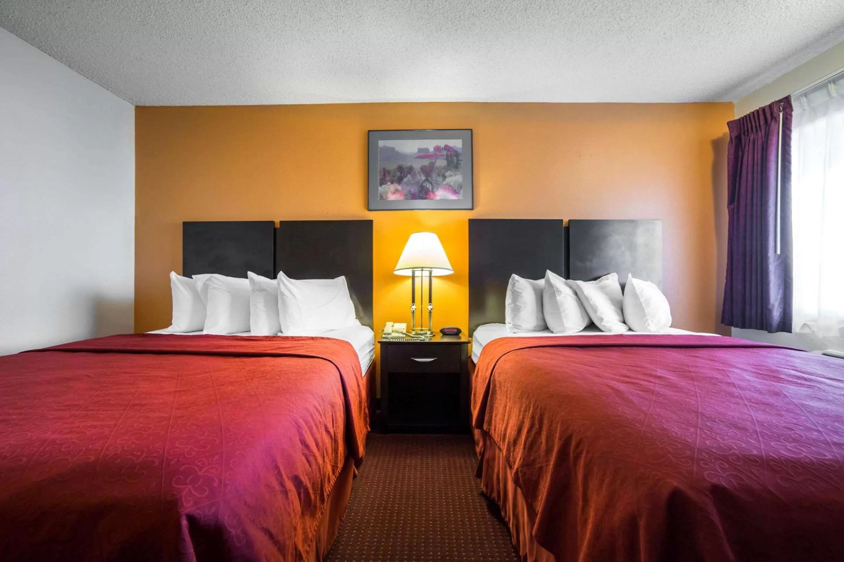 Photo of the whole room, Bed in Rodeway Inn Kingman Route 66