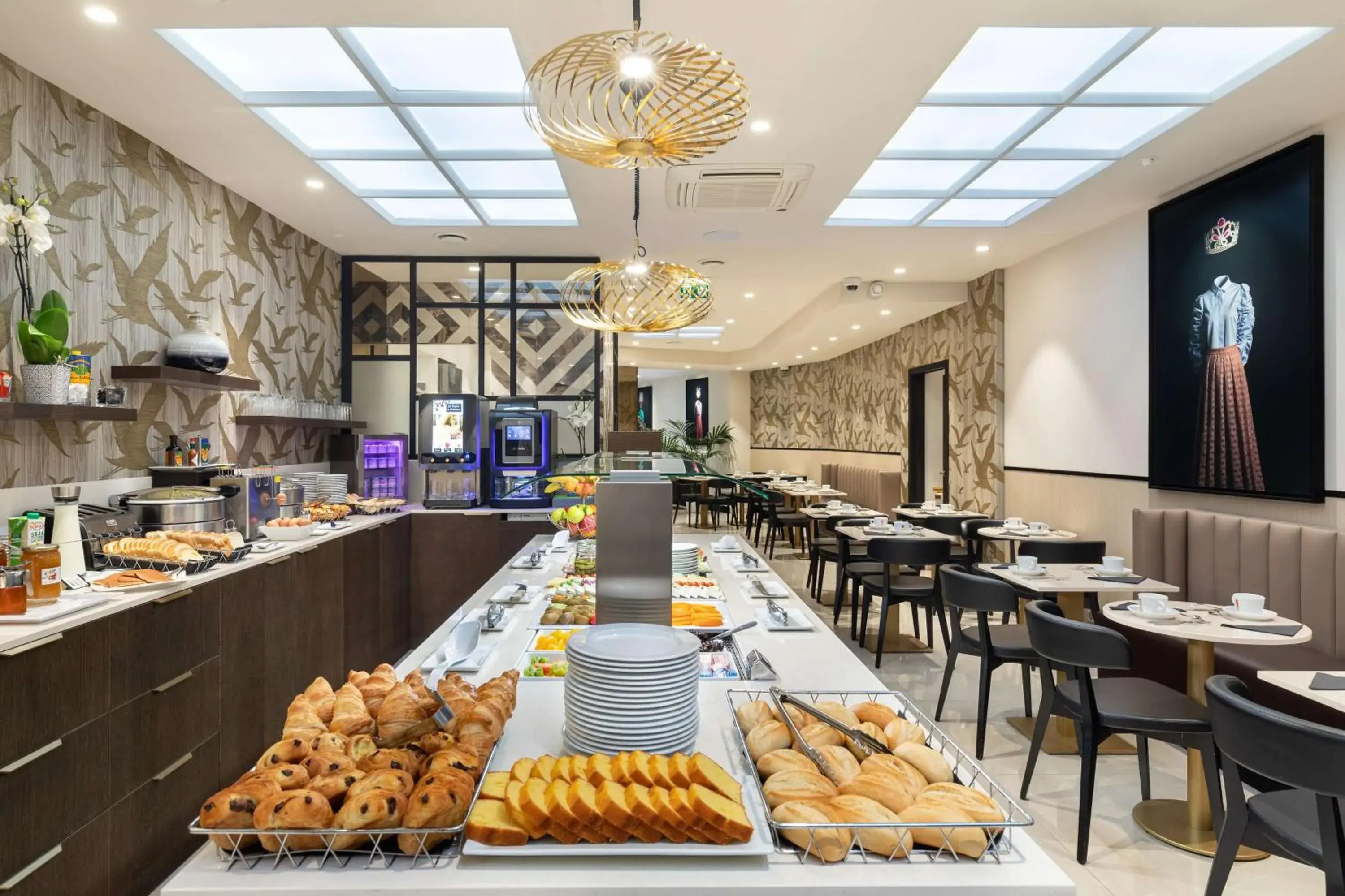 Restaurant/Places to Eat in Best Western Plus Hôtel Massena Nice