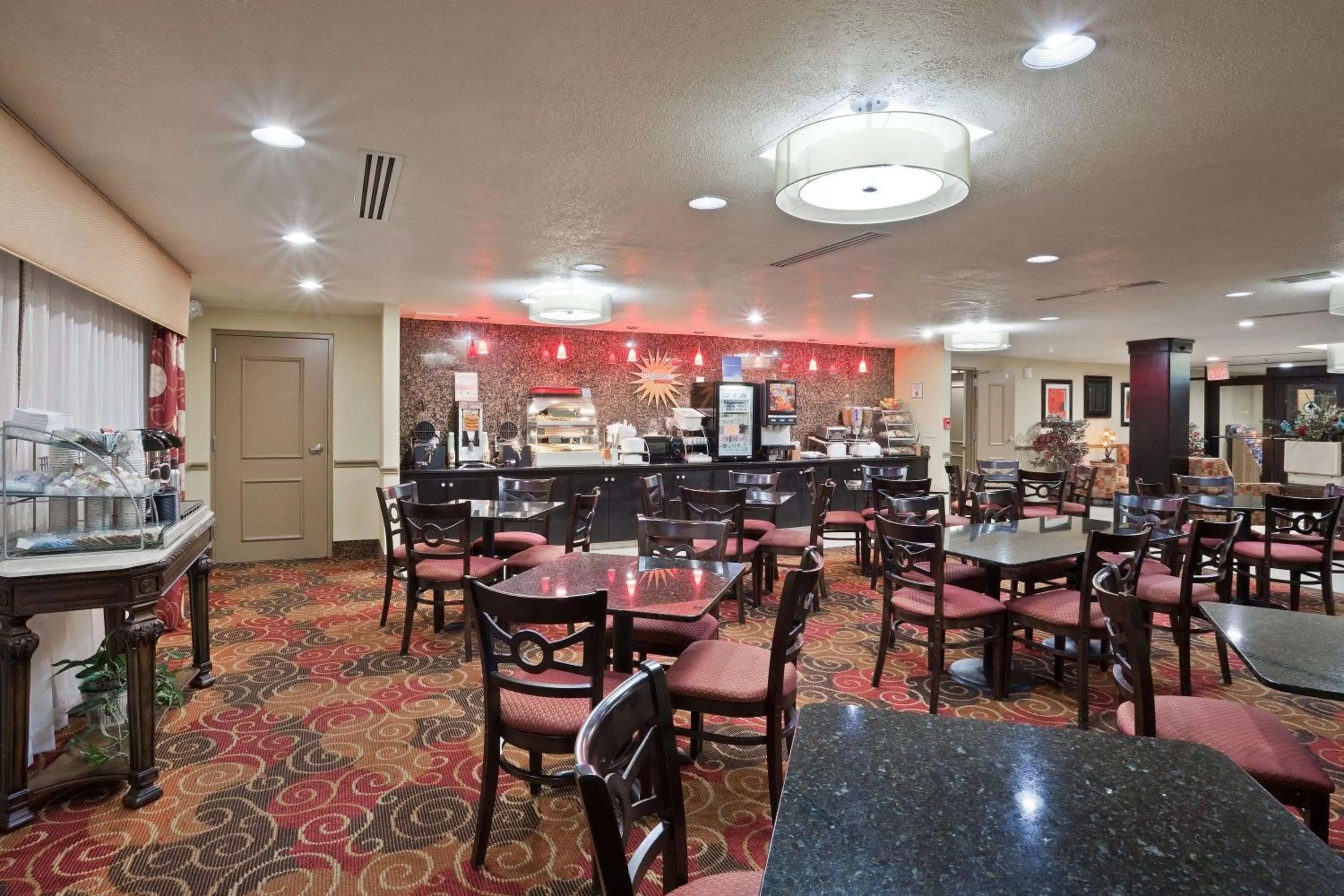 Restaurant/places to eat in La Quinta by Wyndham Salina