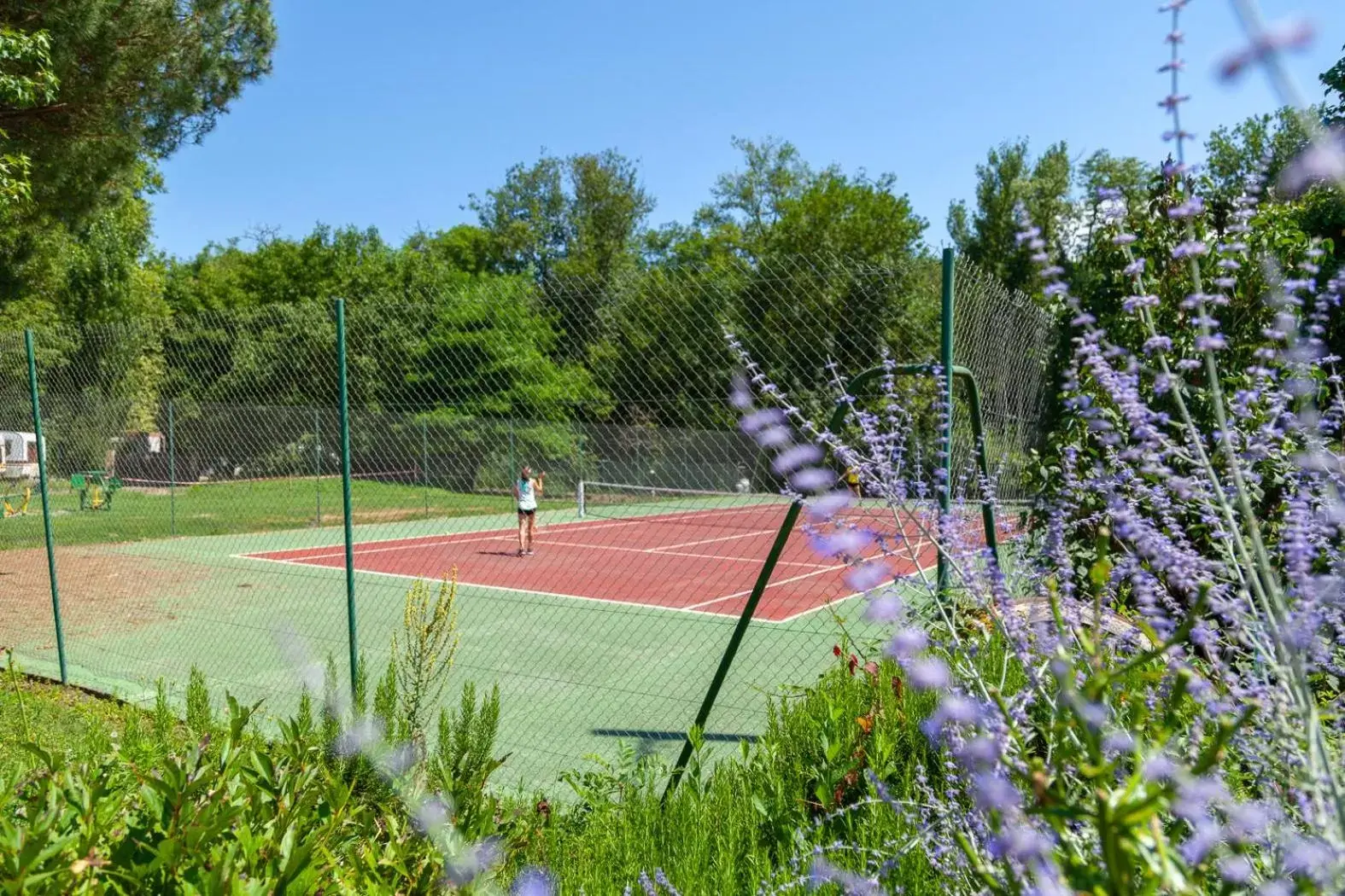 Activities, Tennis/Squash in Le Moulin