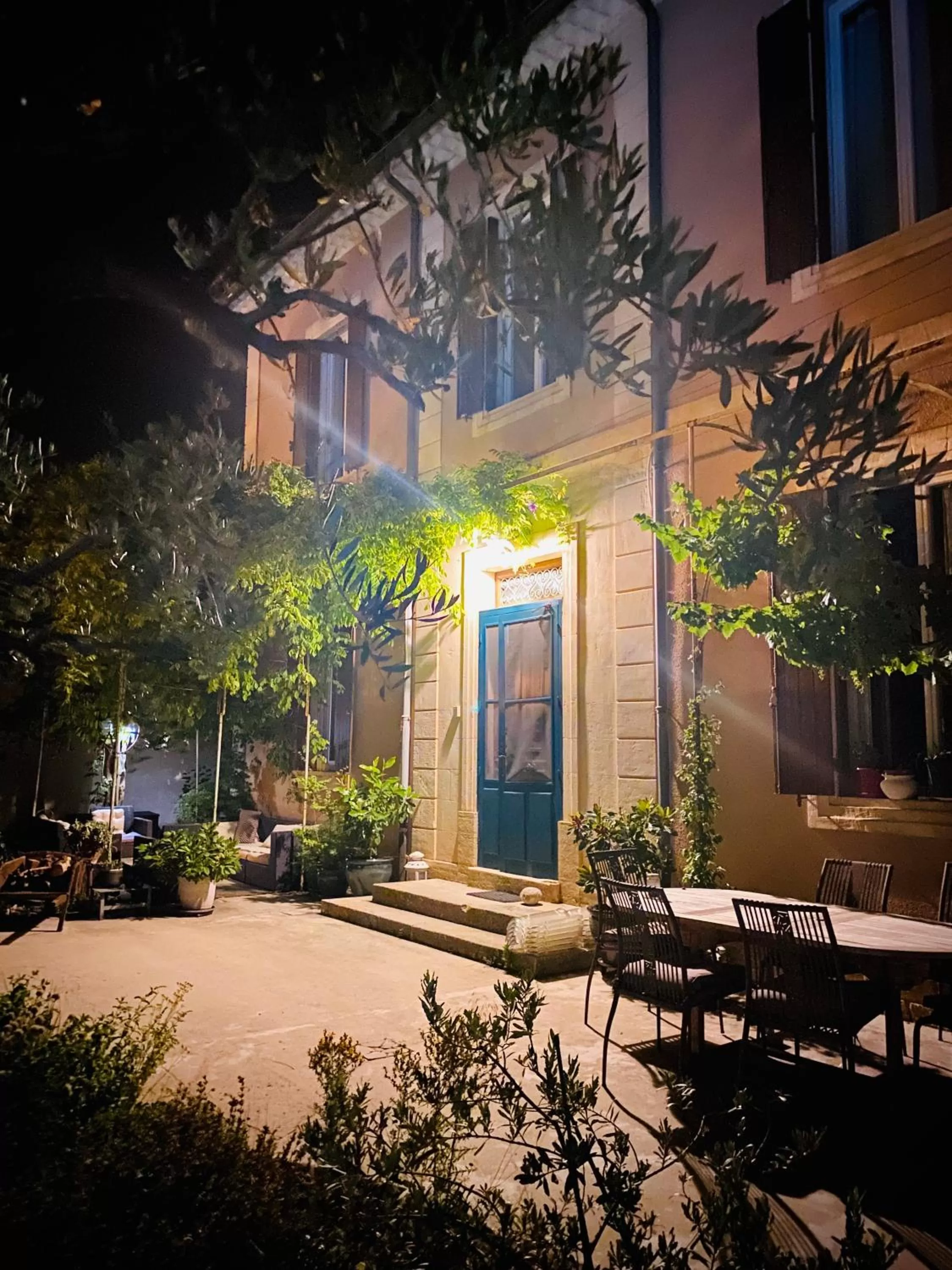 Property building in La maison Gerval