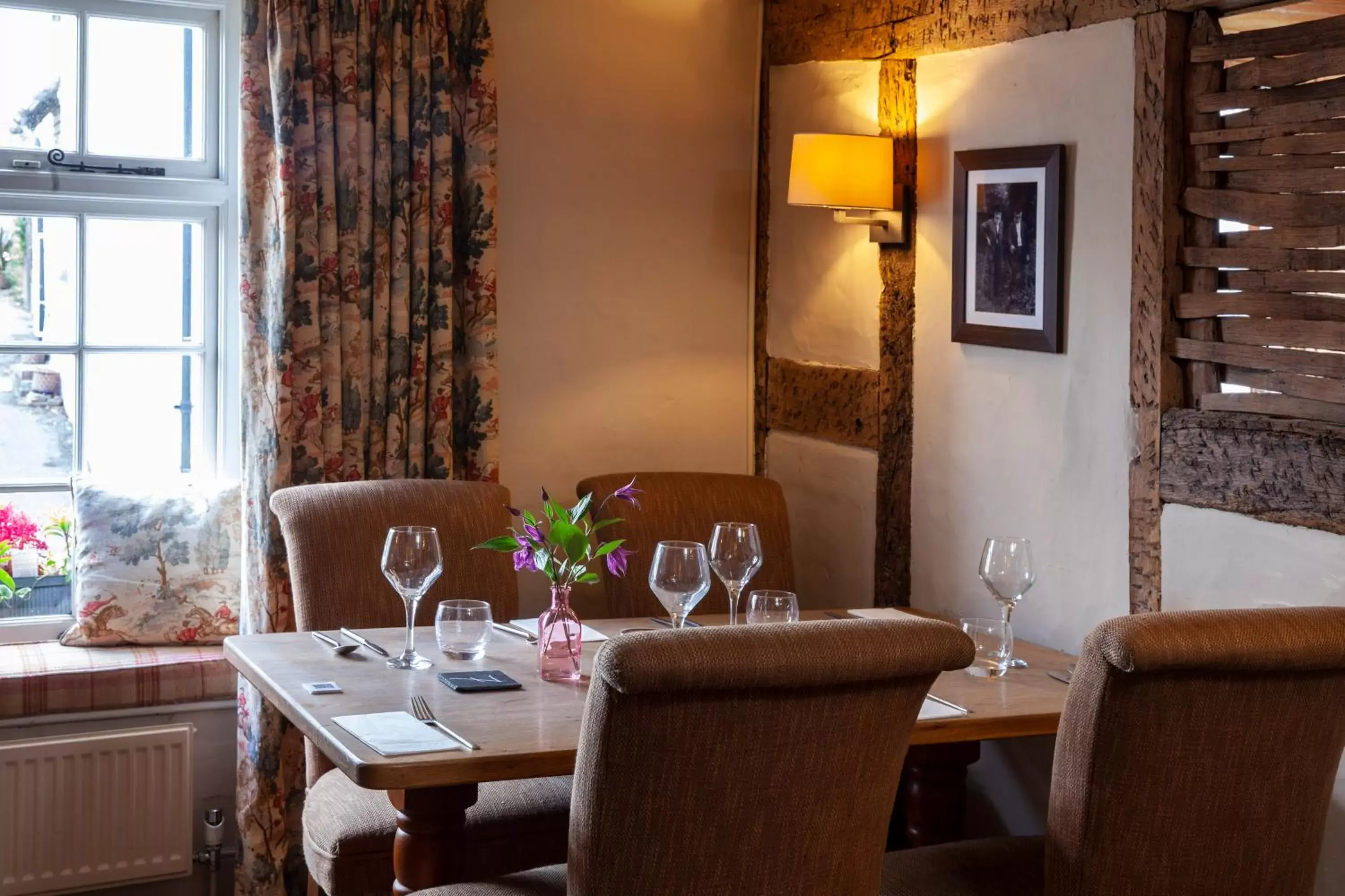Restaurant/Places to Eat in The Angel Inn, Petworth