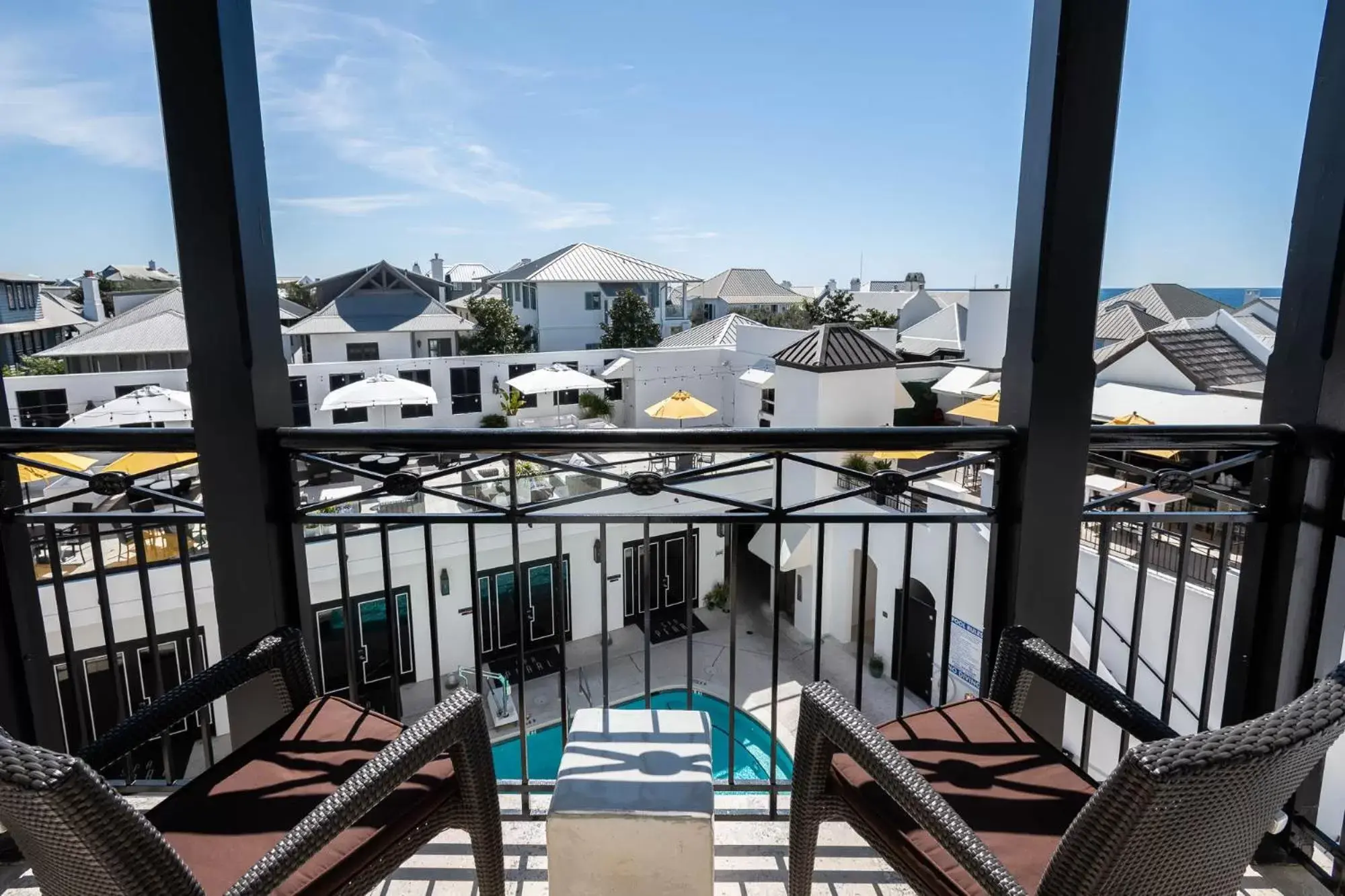 Balcony/Terrace, Pool View in The Pearl Hotel