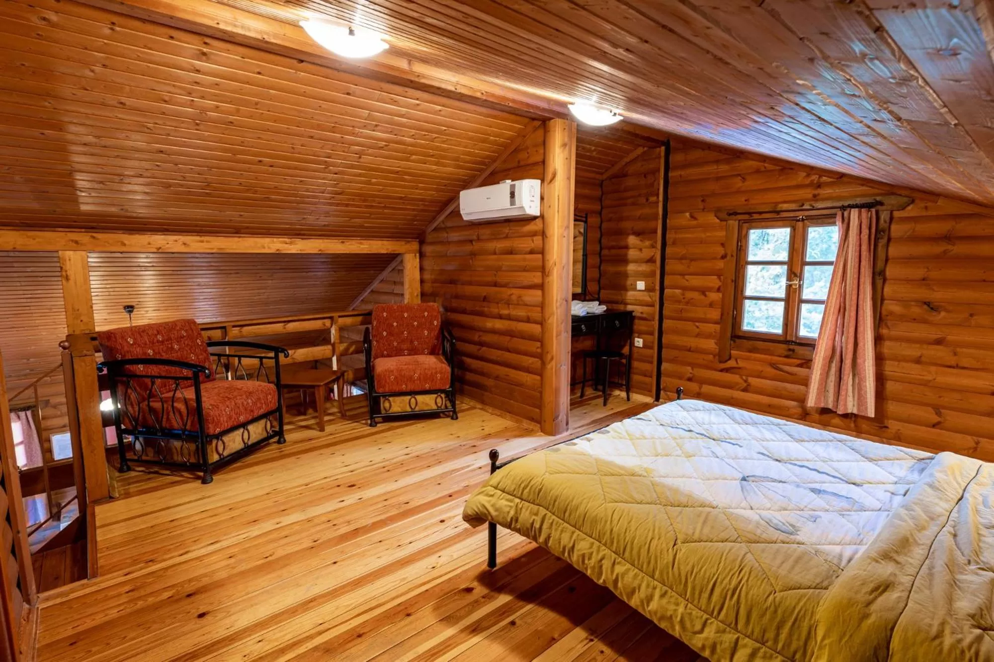 Bedroom, Bed in Chalet Likouresi Village
