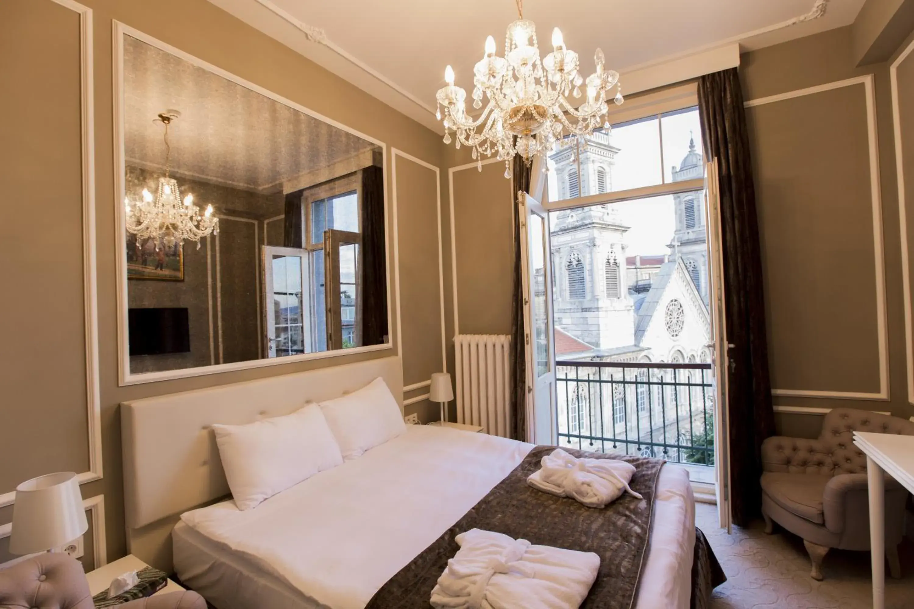 Bed in Triada Hotel Taksim - Special Category Bed in Triada Hotel Taksim - Special Category