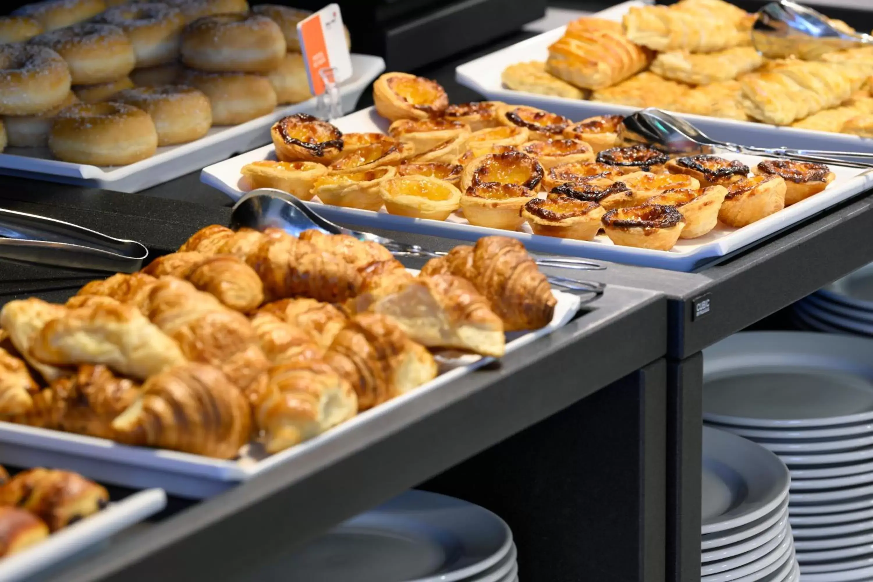 Breakfast in Star Inn Porto