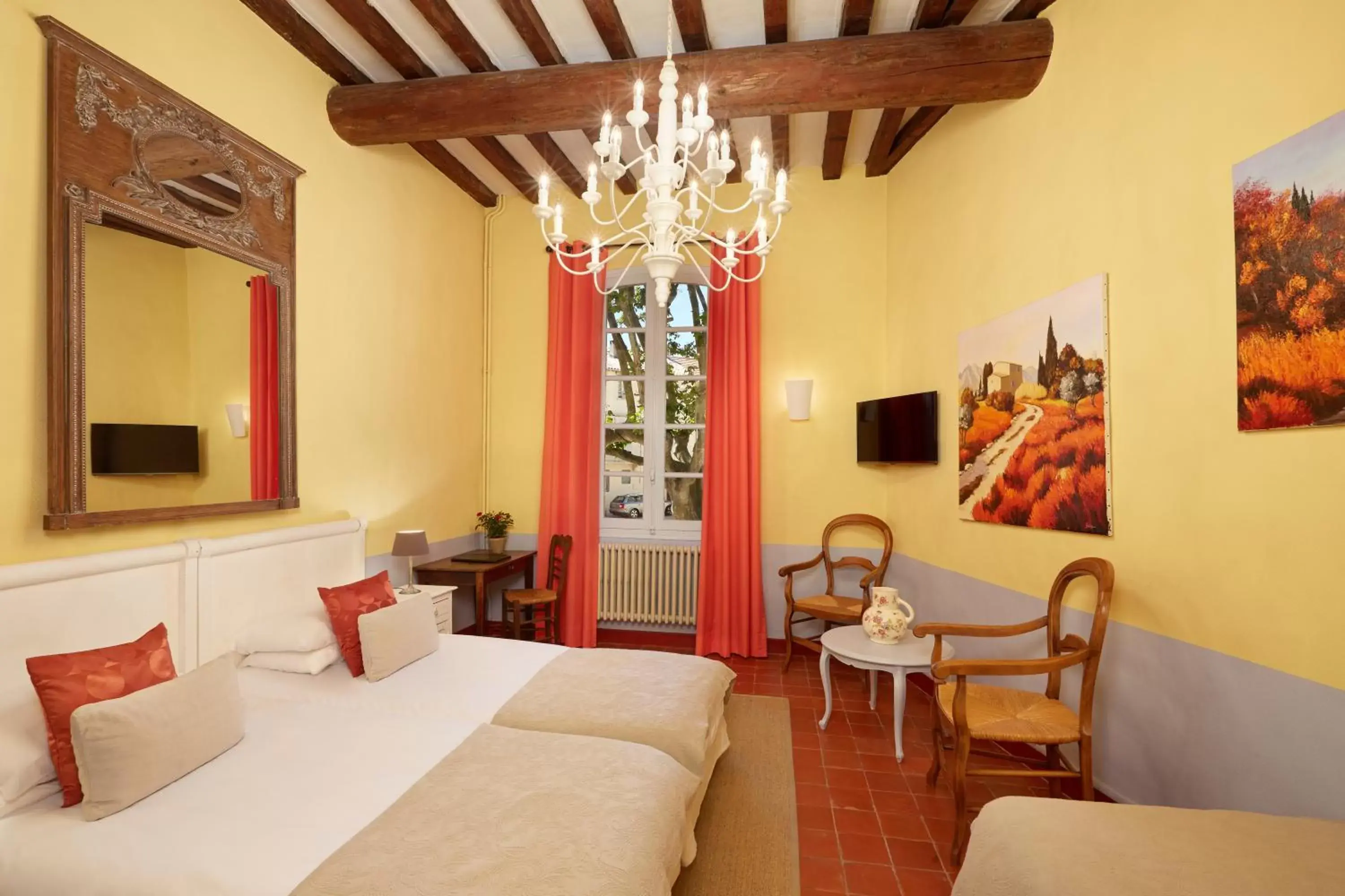 Bedroom in Hotel De L'Atelier