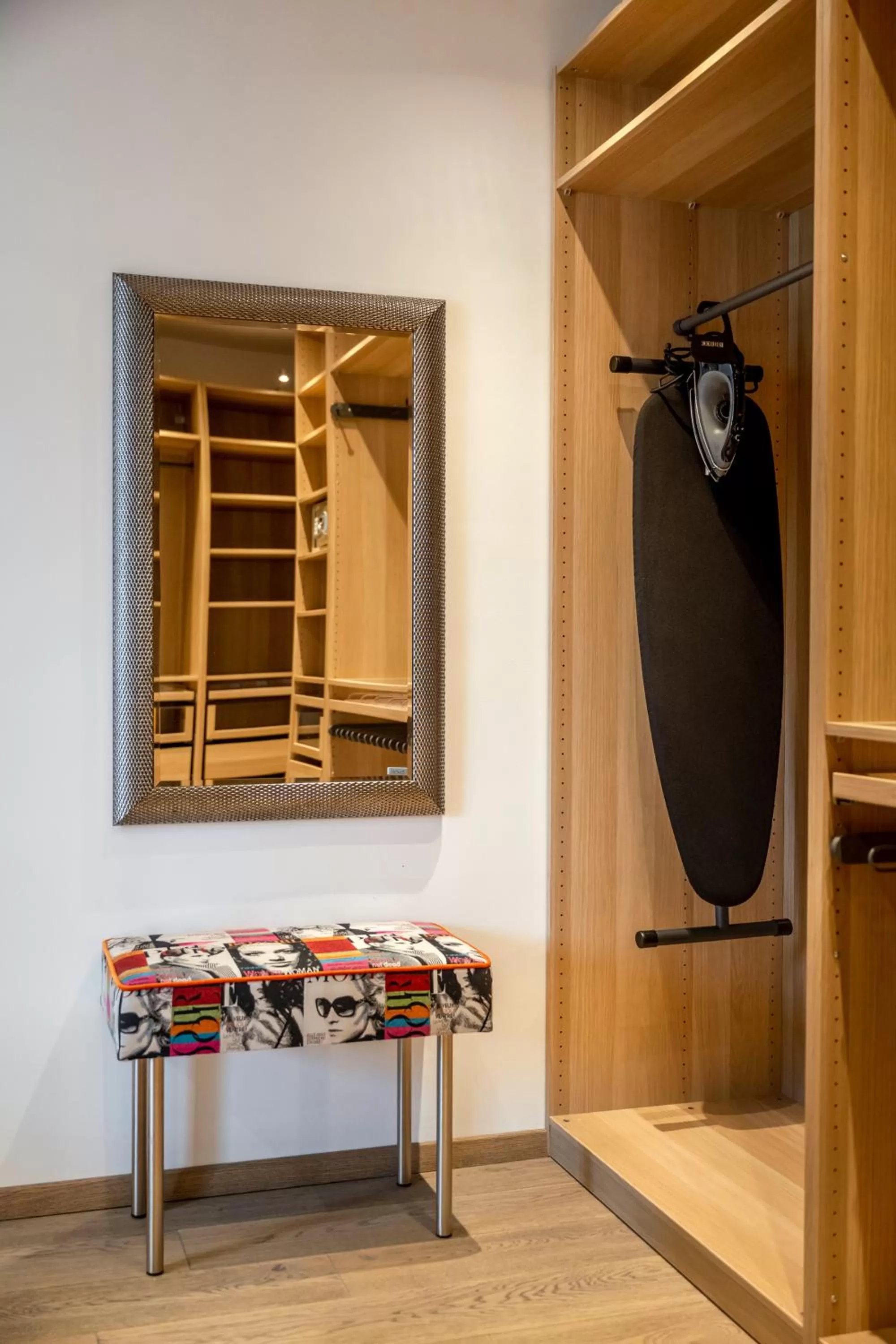 wardrobe in AVALON Hotel Bad Reichenhall