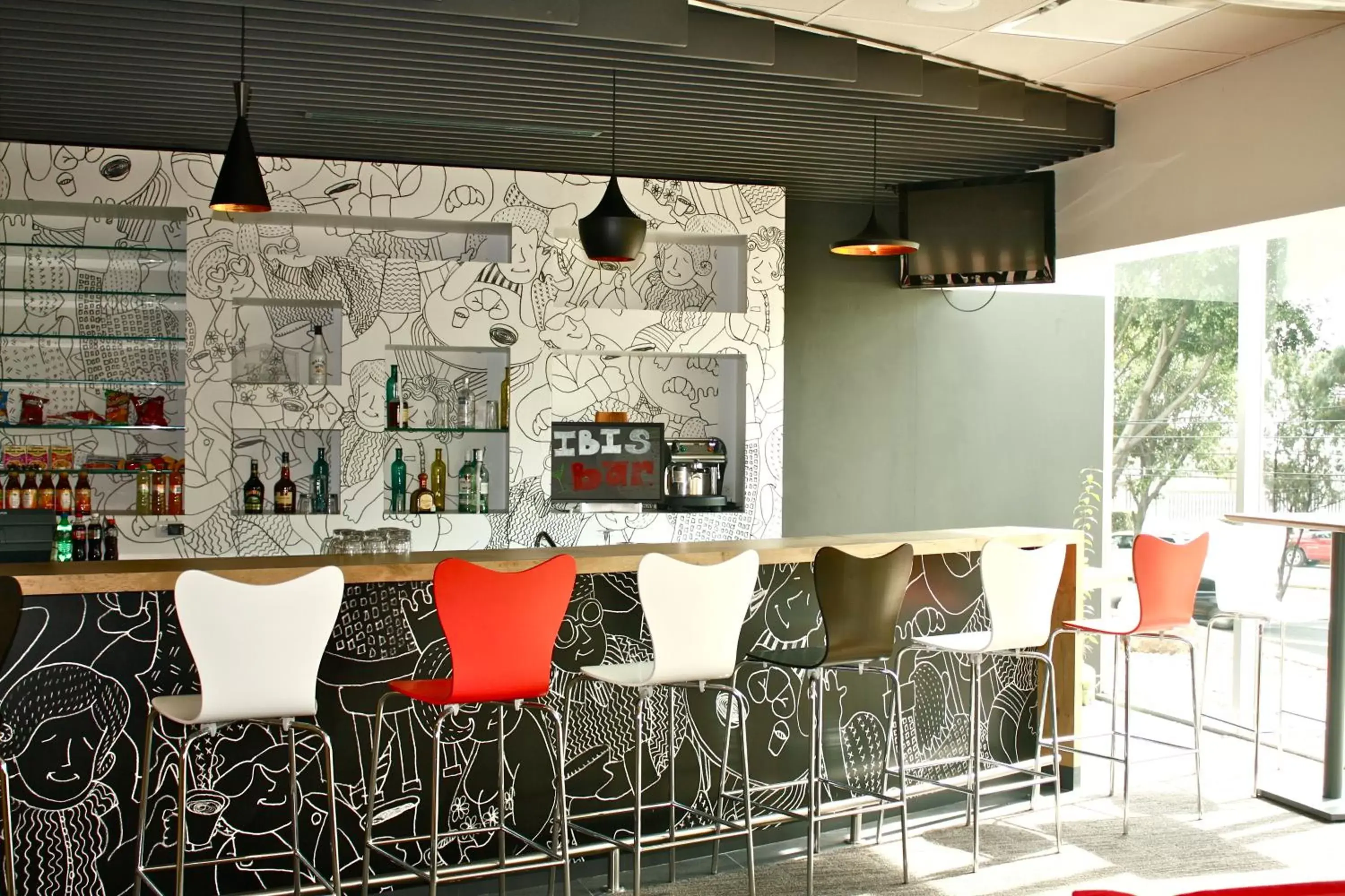 Lounge or bar in Ibis Guadalajara Expo Lounge or bar in Ibis Guadalajara Expo