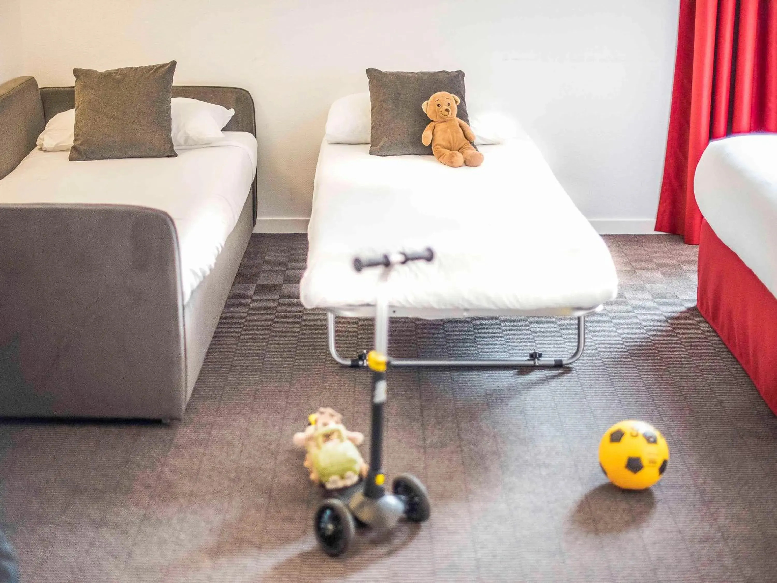 Bedroom, Bed in ibis Styles Toulouse Cite Espace Bedroom, Bed in ibis Styles Toulouse Cite Espace