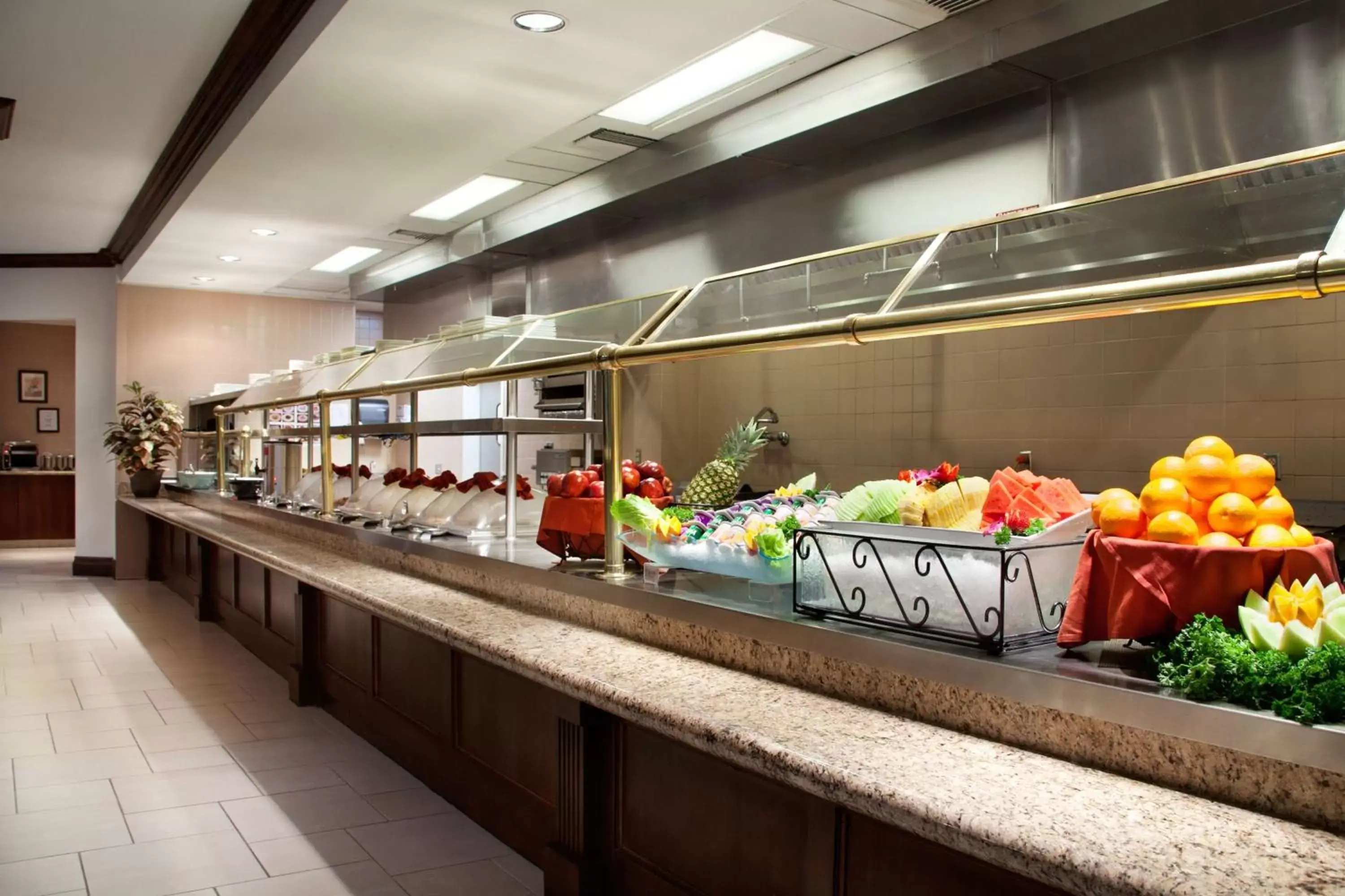 Dining area, Food in Embassy Suites La Quinta Hotel & Spa