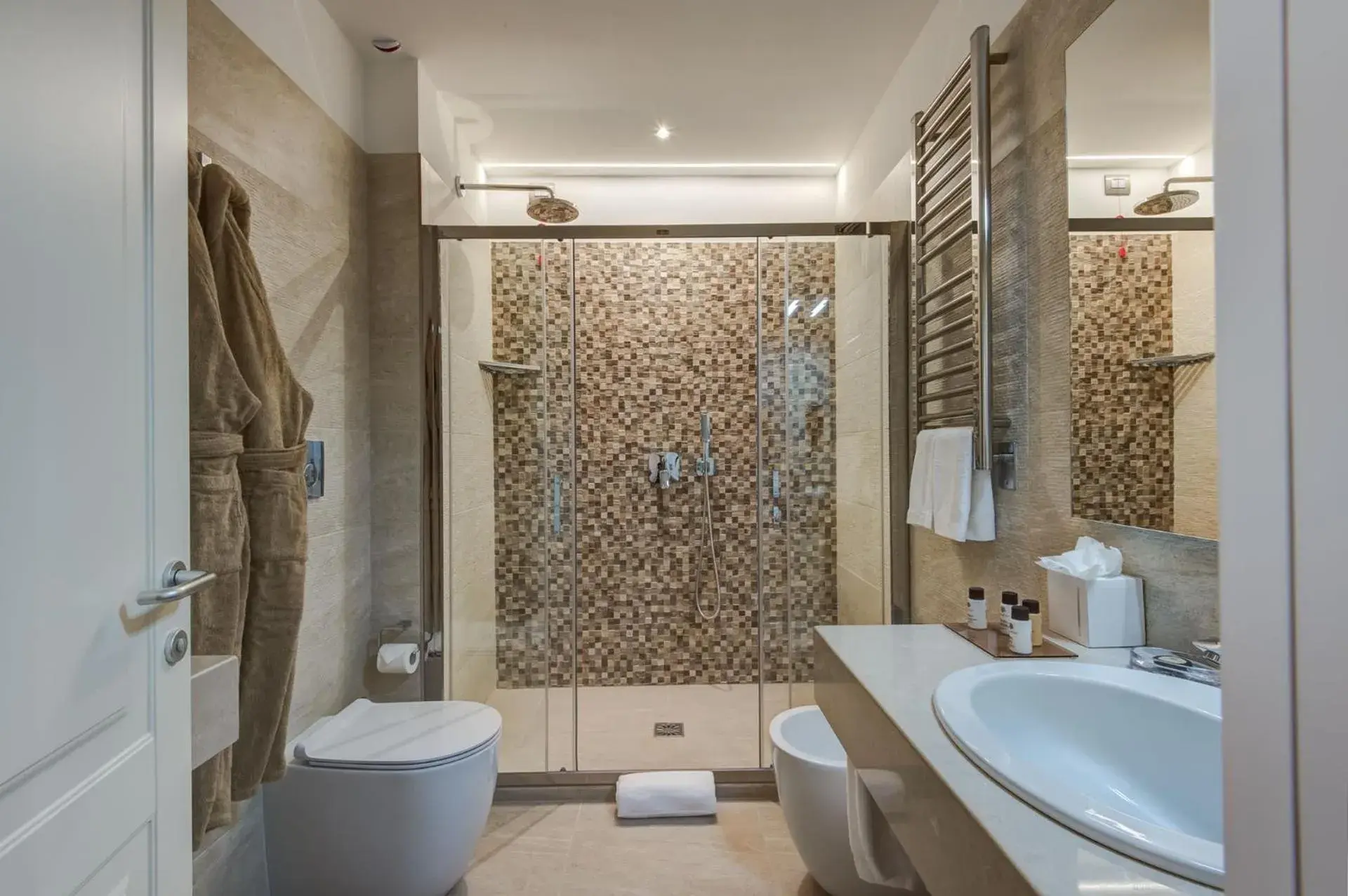 Bathroom in Borgo La Chiaracia Resort & SPA