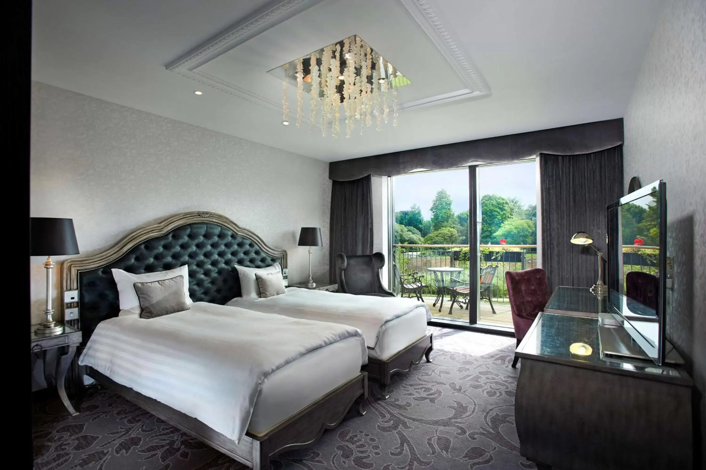 Bedroom in Hilton London Syon Park