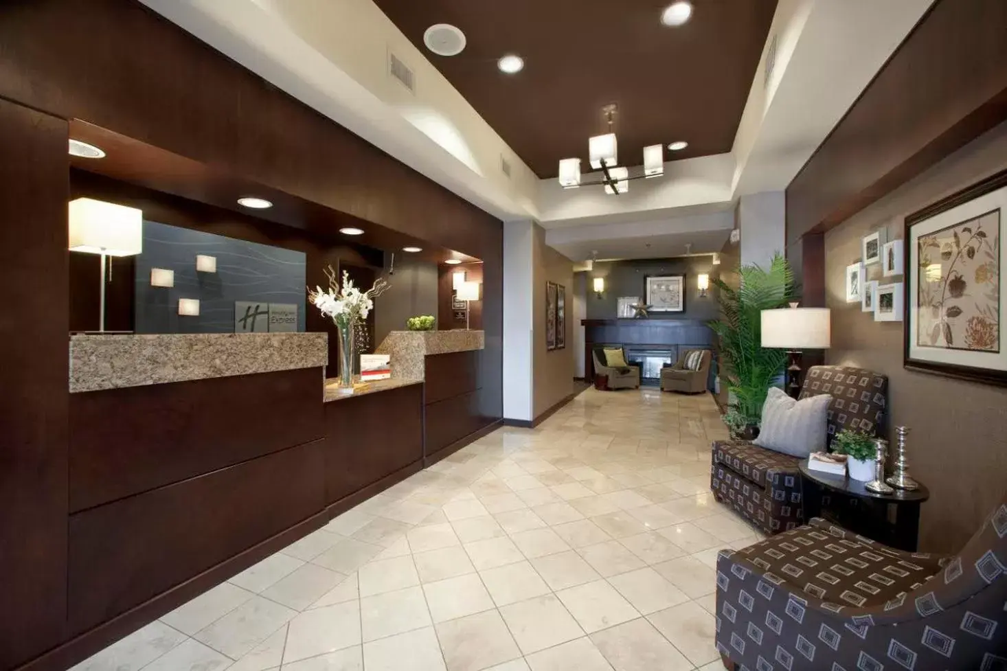 Lobby or reception, Lobby/Reception in Holiday Inn Express Hotel & Suites Austell Powder Springs, an IHG Hotel