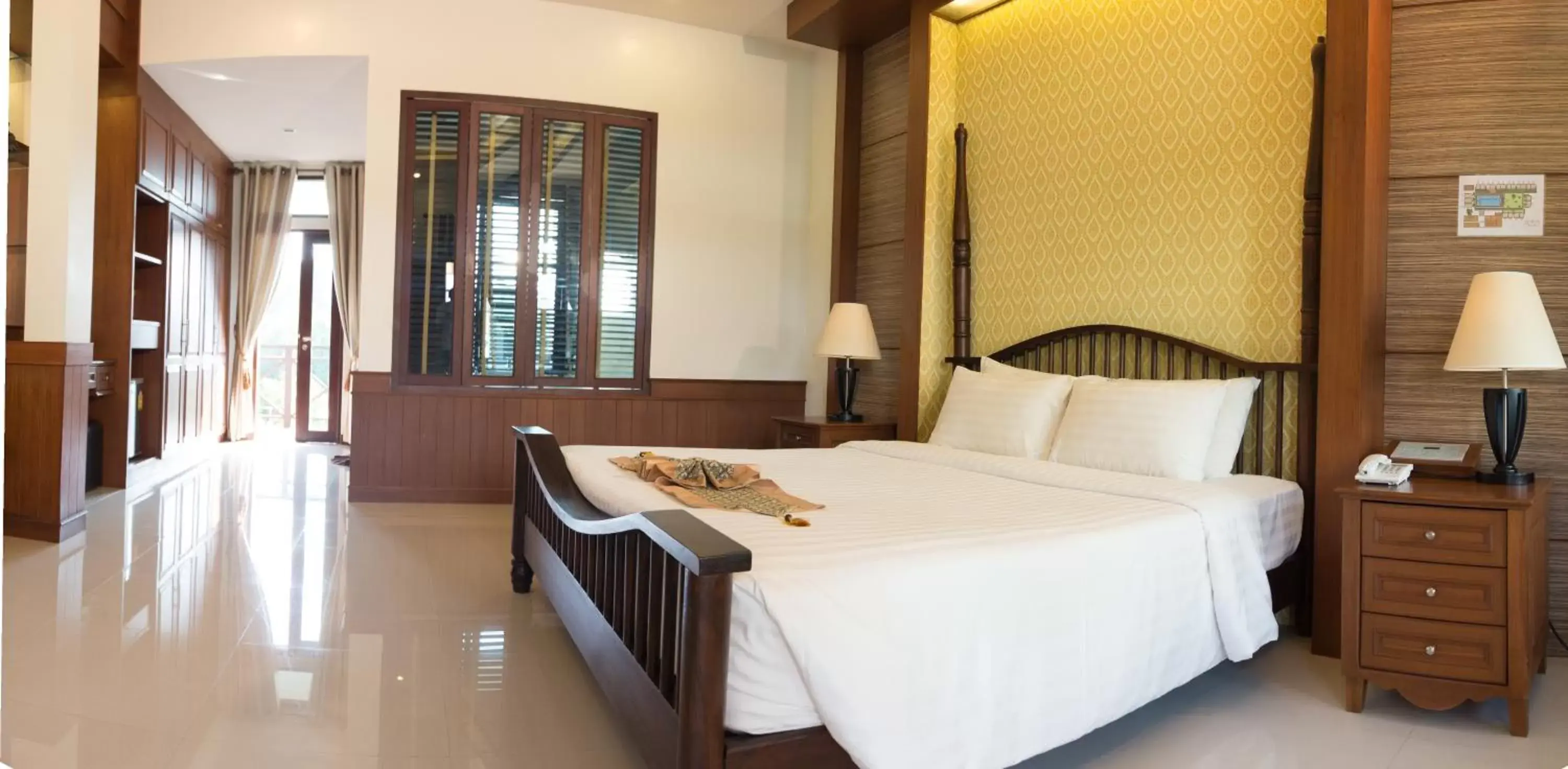 Bed in Bhu Tarn Koh Chang Resort & Spa Bed in Bhu Tarn Koh Chang Resort & Spa