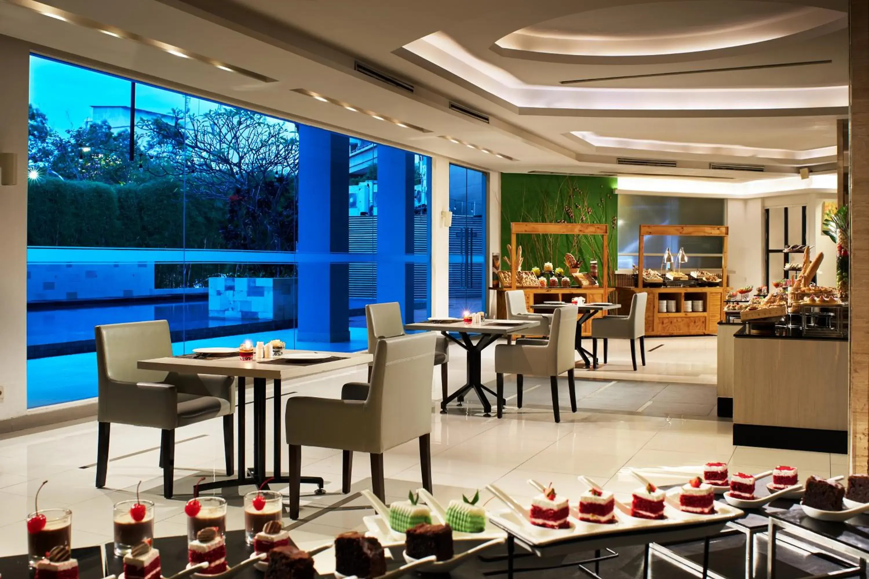 Restaurant/places to eat in eL Hotel Jakarta Restaurant/places to eat in eL Hotel Jakarta