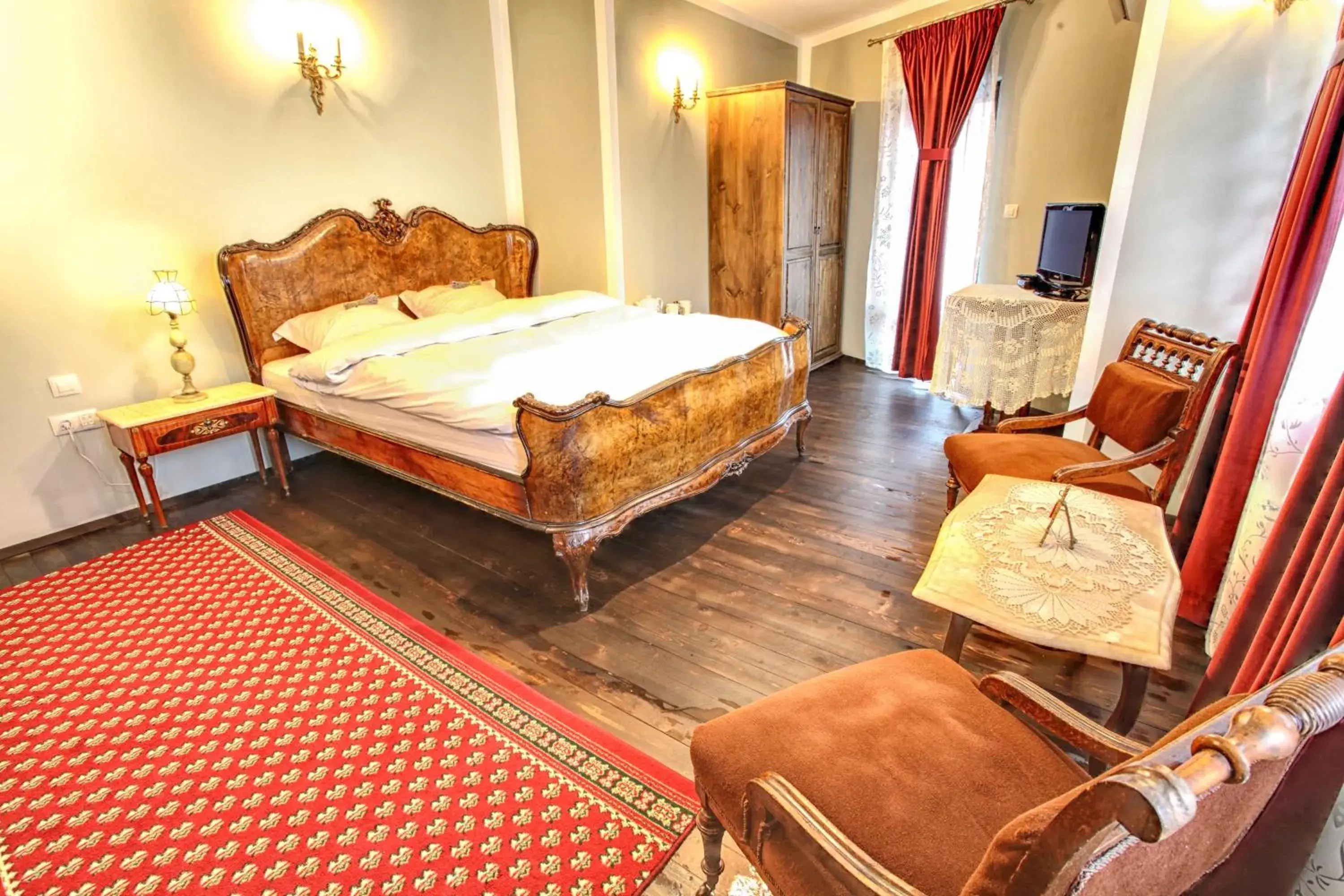Photo of the whole room, Bed in Hotel Evmolpia