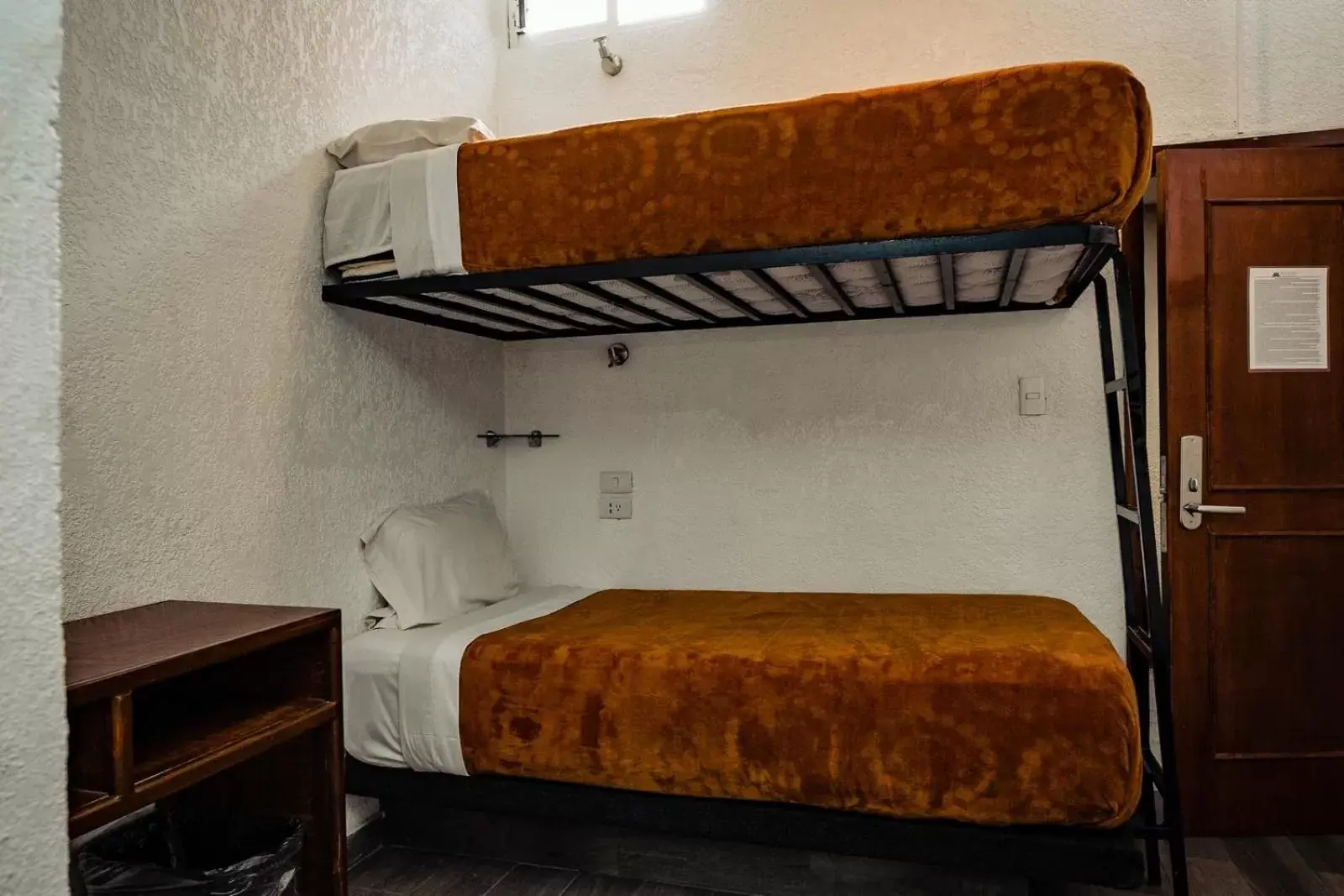 Bunk Bed in Hotel Azucena