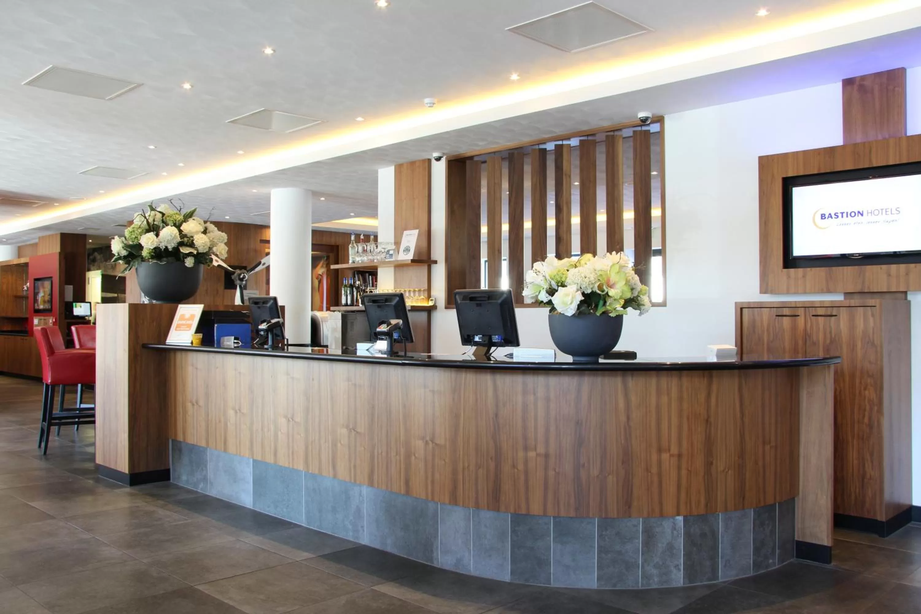 Lobby or reception in Bastion Hotel Amsterdam Airport