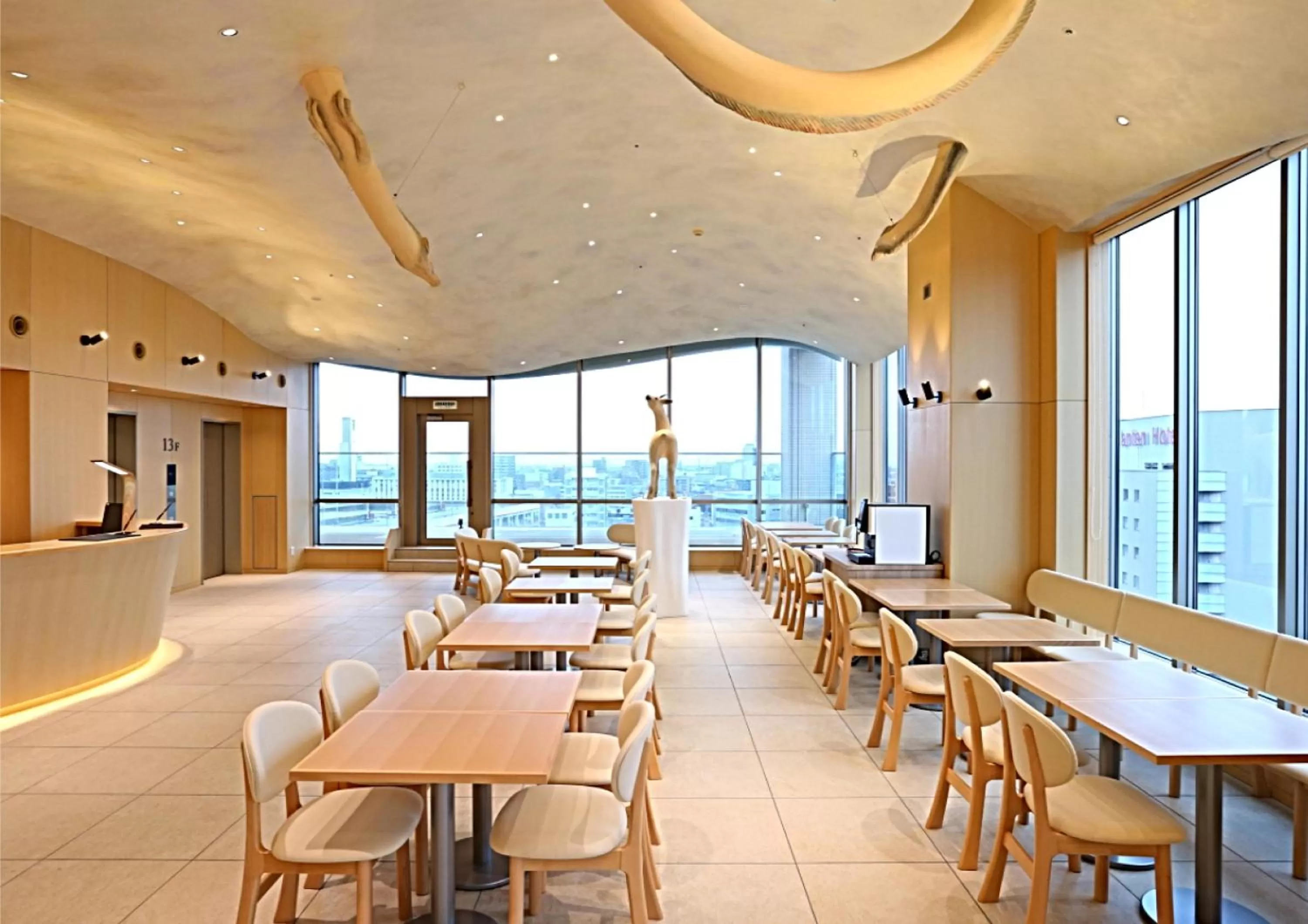 Communal lounge/ TV room in Hotel Wing International Premium Kanazawa Ekimae