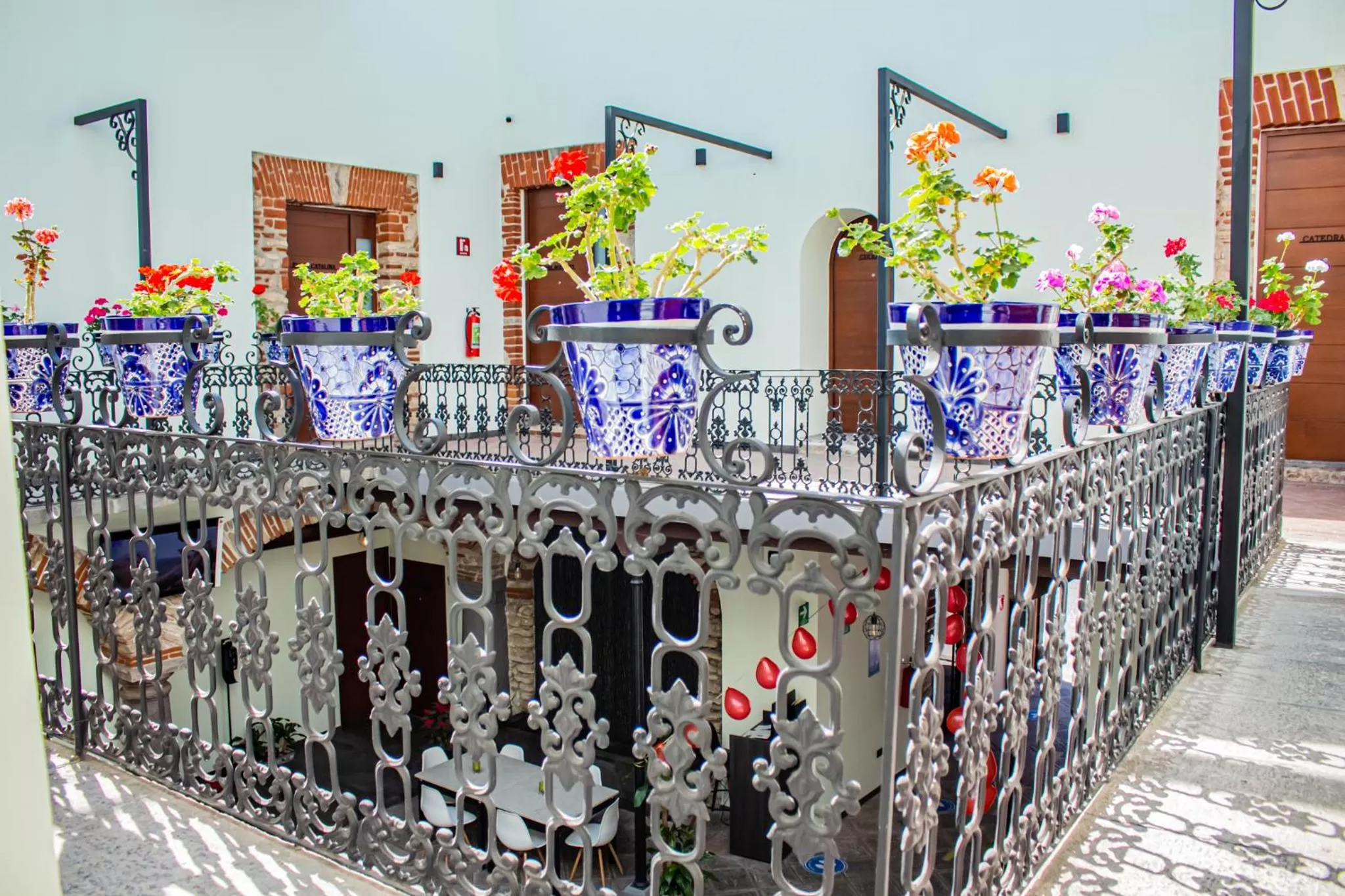 Inner courtyard view in Hotel Boutique Casona de Santa Clara