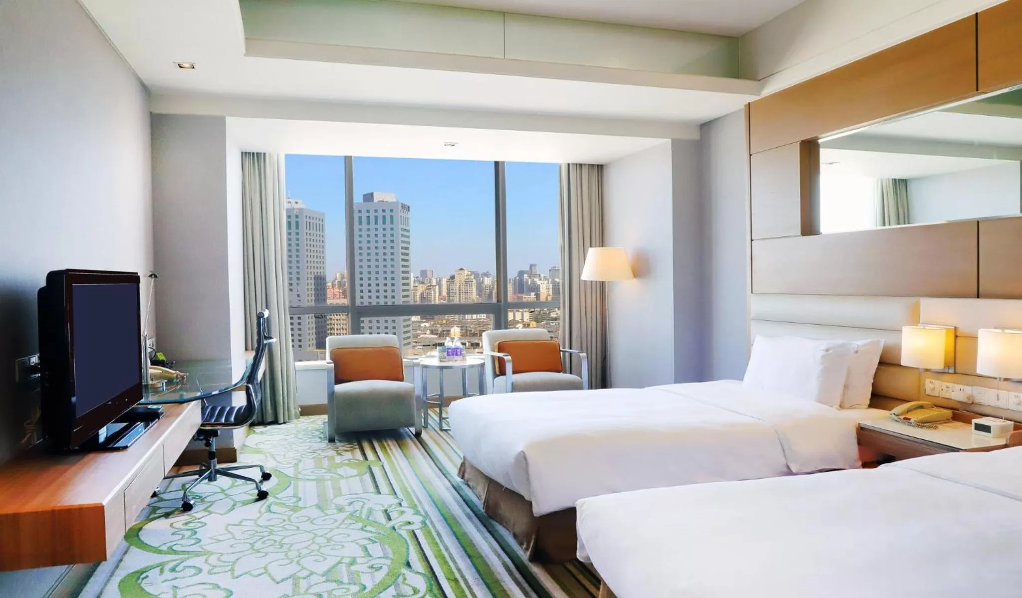 Photo of the whole room, Bed in Holiday Inn Tianjin Riverside by IHG