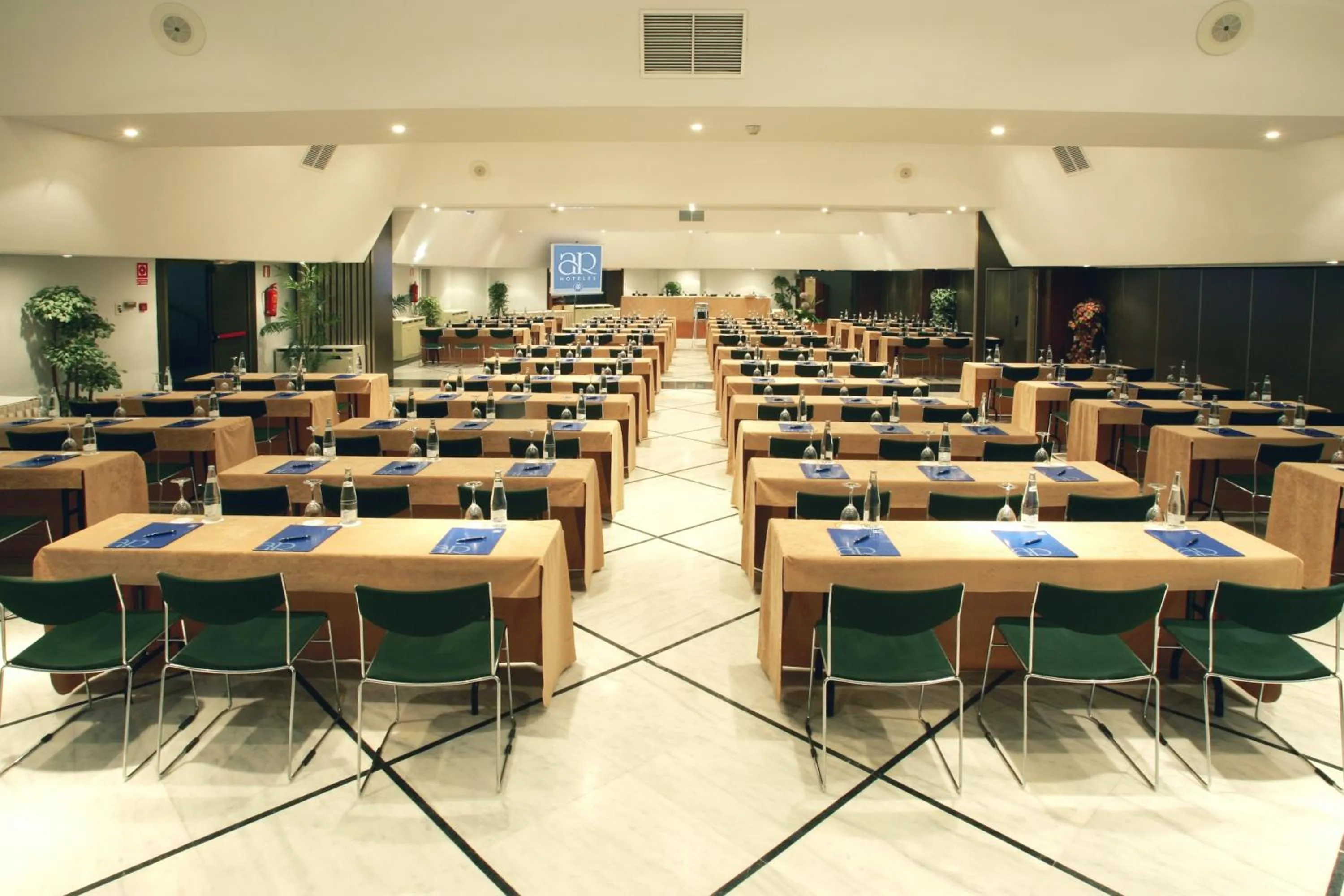 Business facilities in AR Almerimar