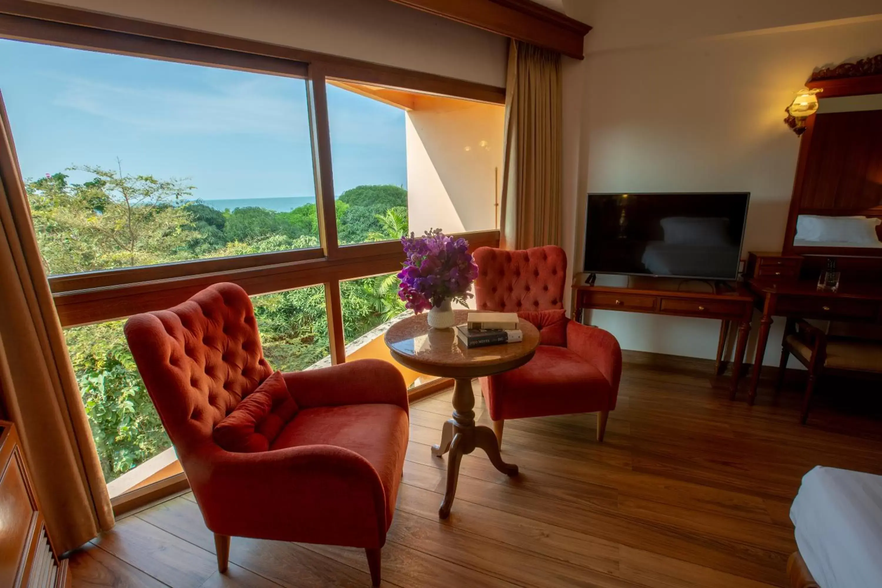 Bedroom, Seating Area in Sailom Hotel Hua Hin - SHA Extra Plus