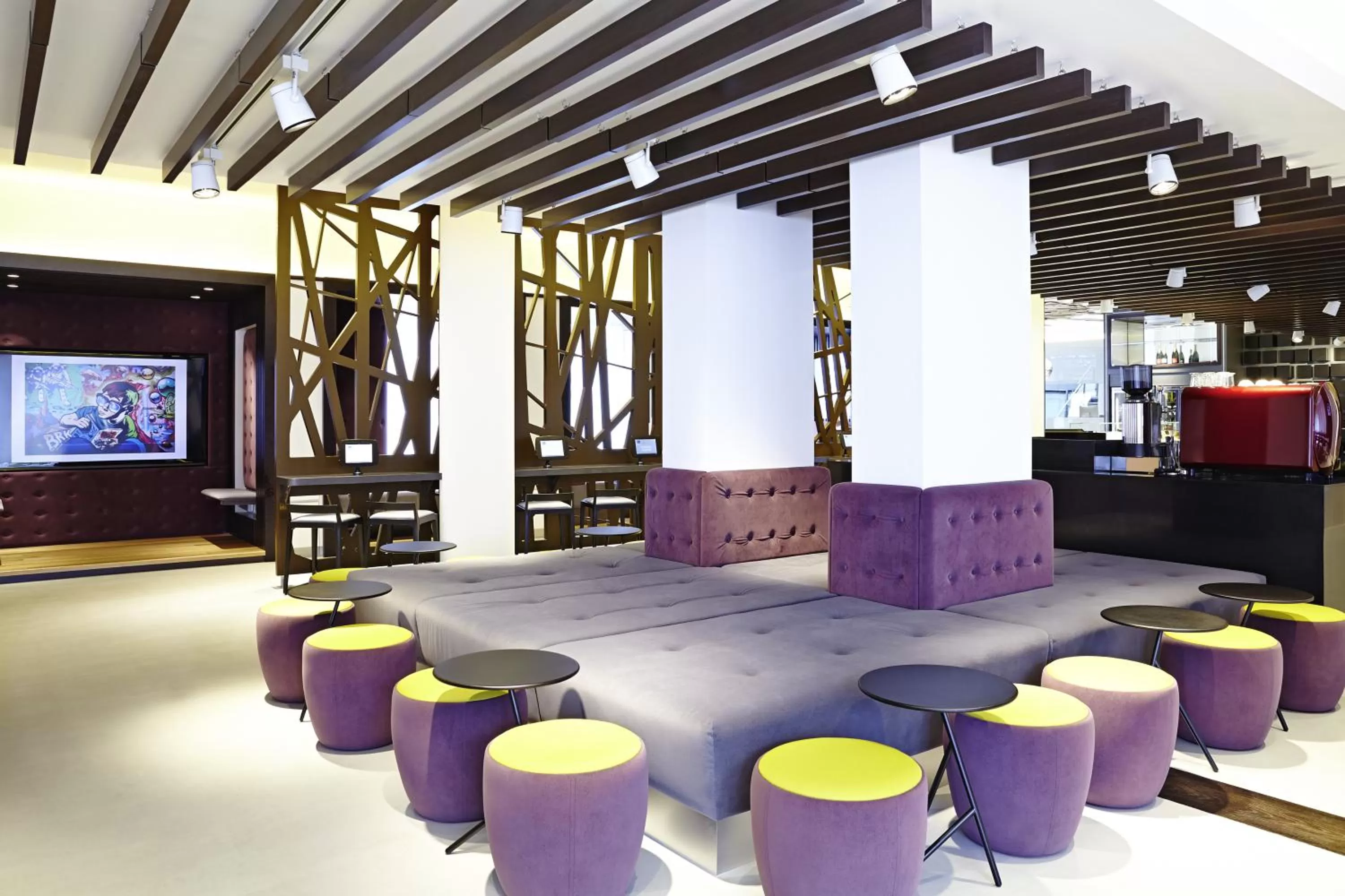 Decorative detail in Novotel London Brentford