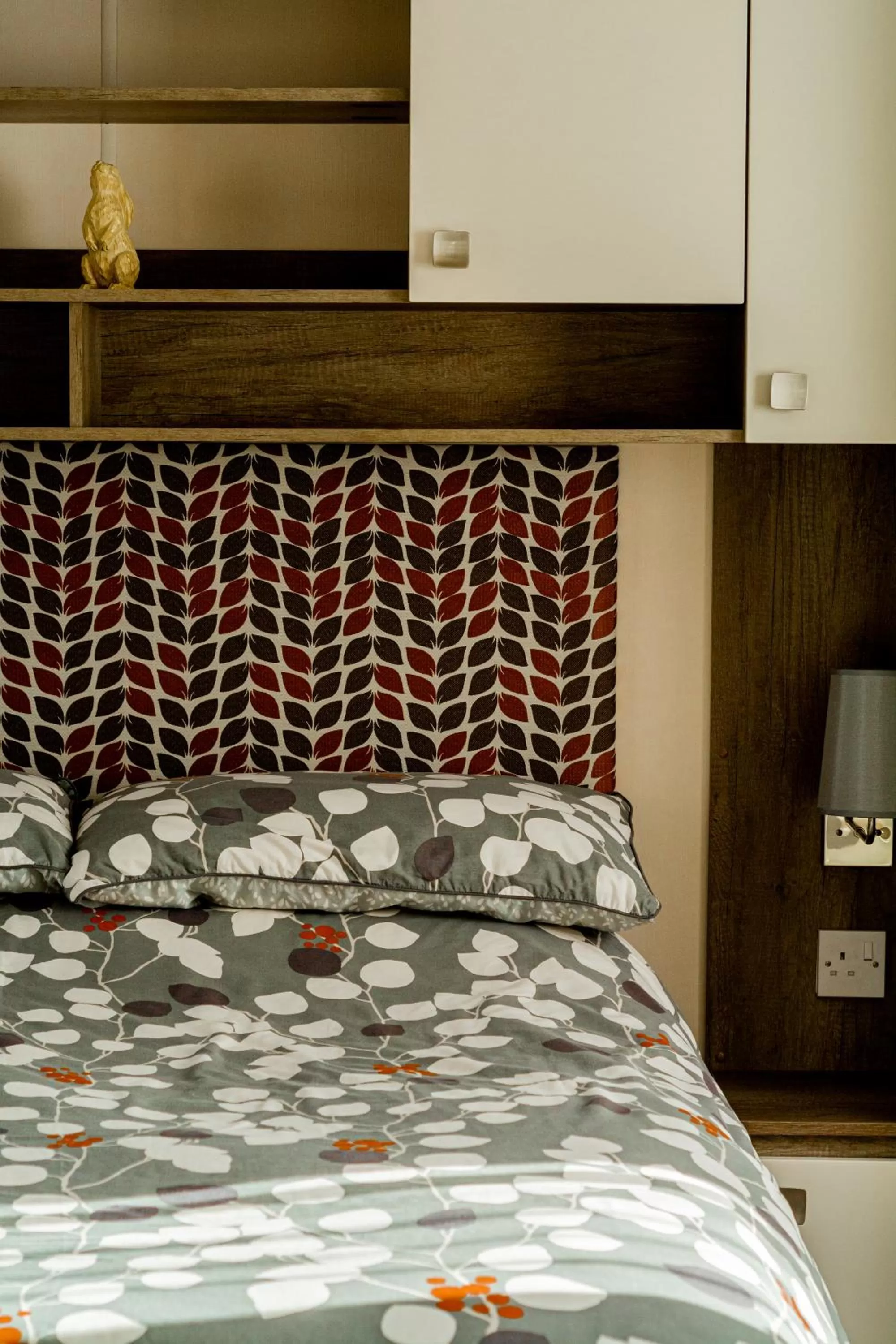 Bed in Wayfarers Lodge