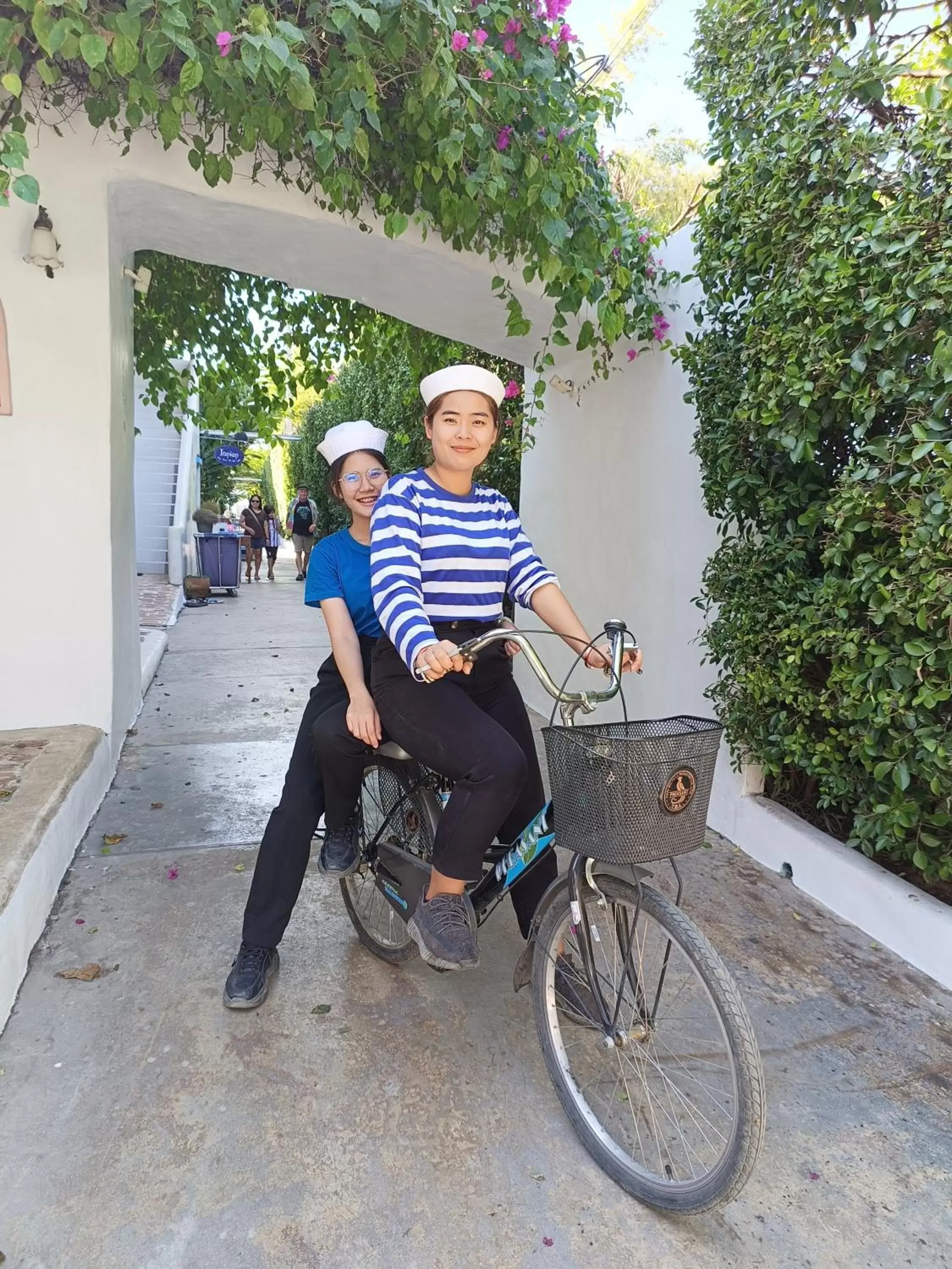 Activities, Biking in The Oia Pai Resort