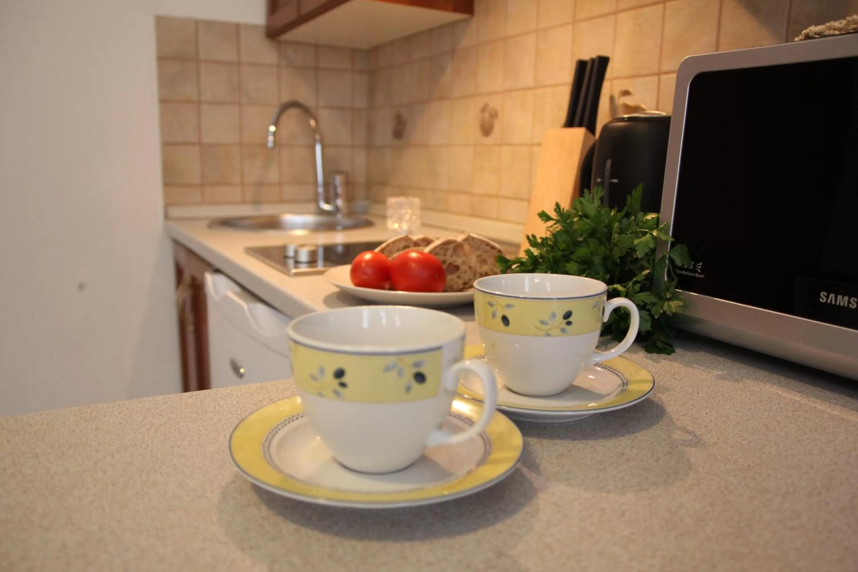 Coffee/tea facilities in Apartamenty Velvet