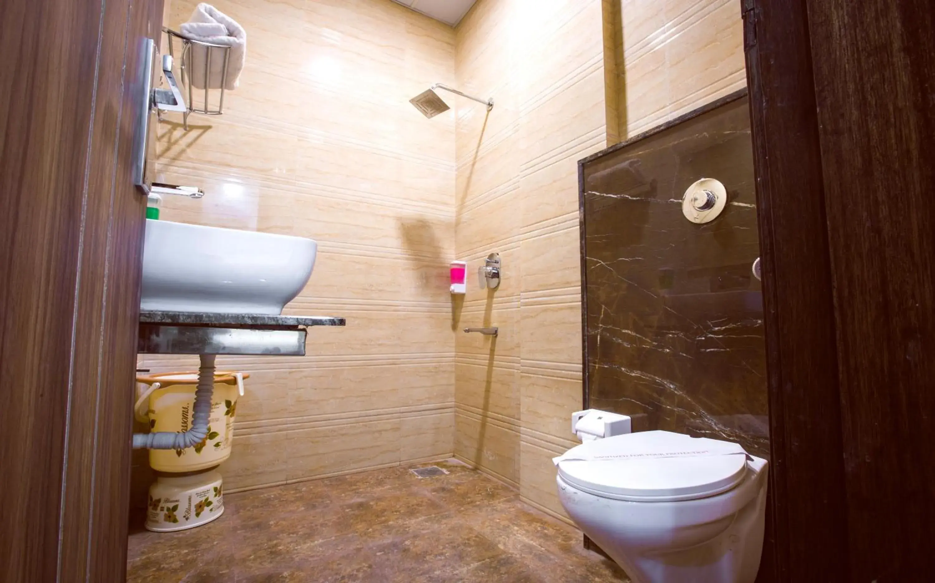 Bathroom in Hotel Shivaay Grand