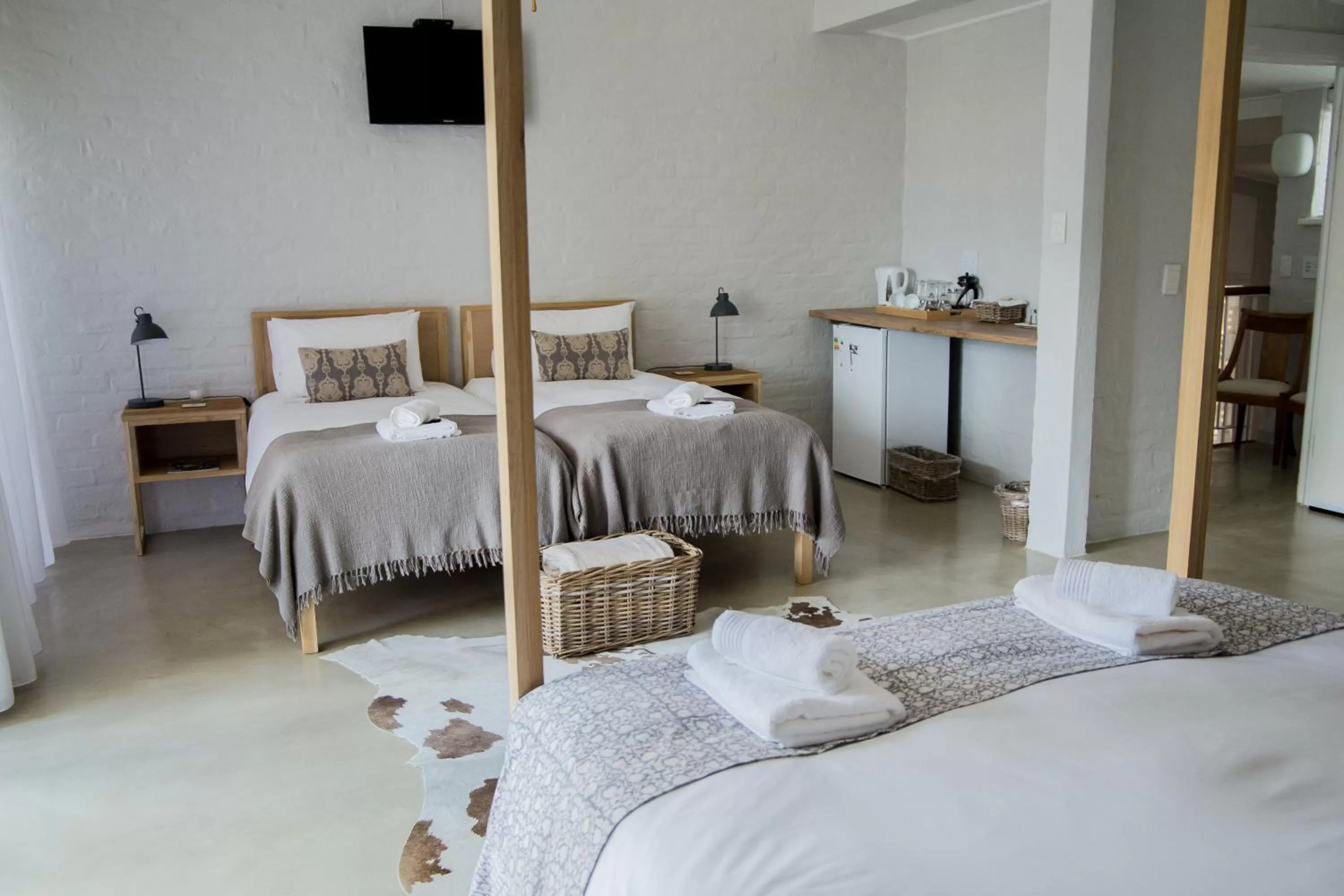 Bedroom, Bed in Raw Karoo Guest House