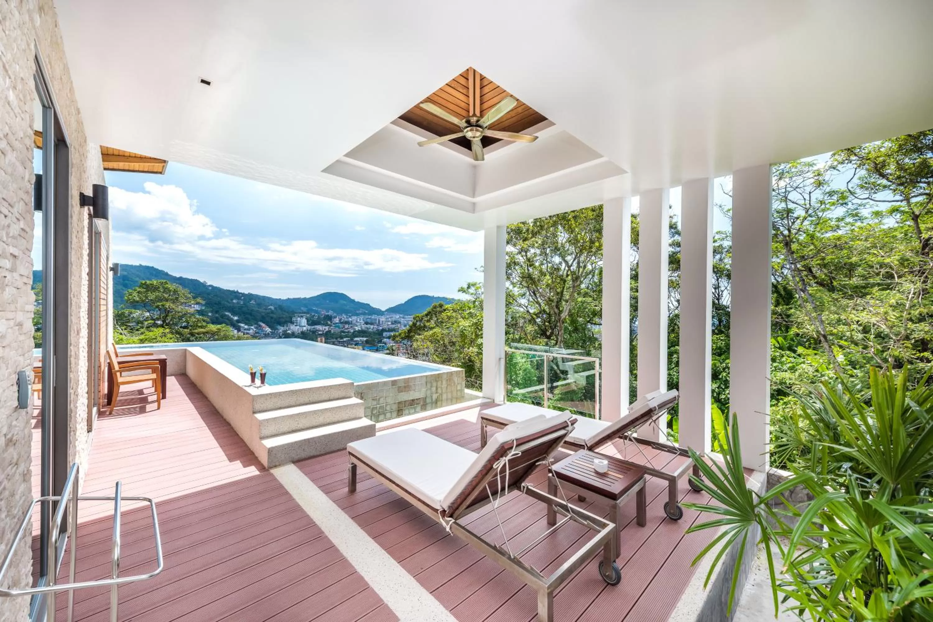 Garden view in Wyndham Sea Pearl Resort, Phuket