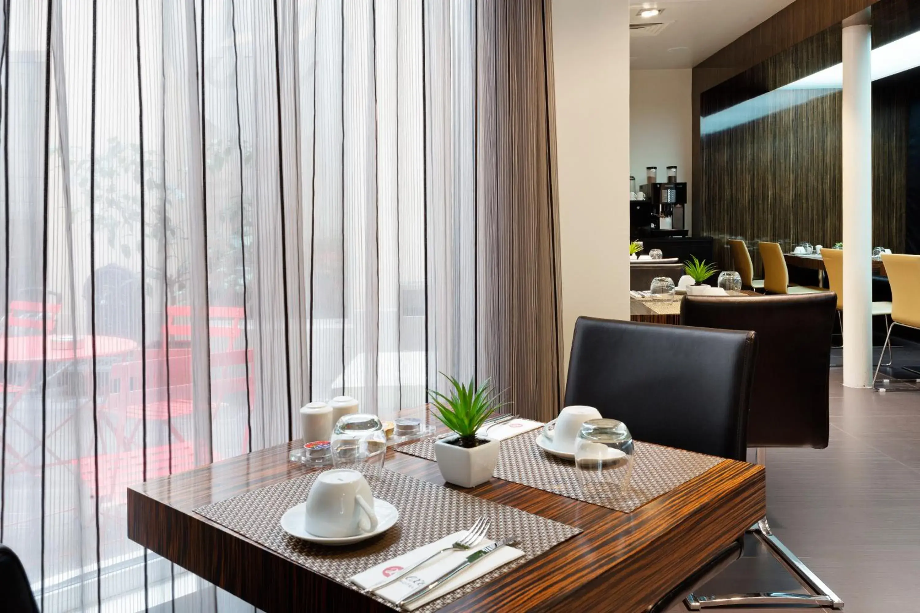 Restaurant/places to eat in Exe Panorama Restaurant/places to eat in Exe Panorama