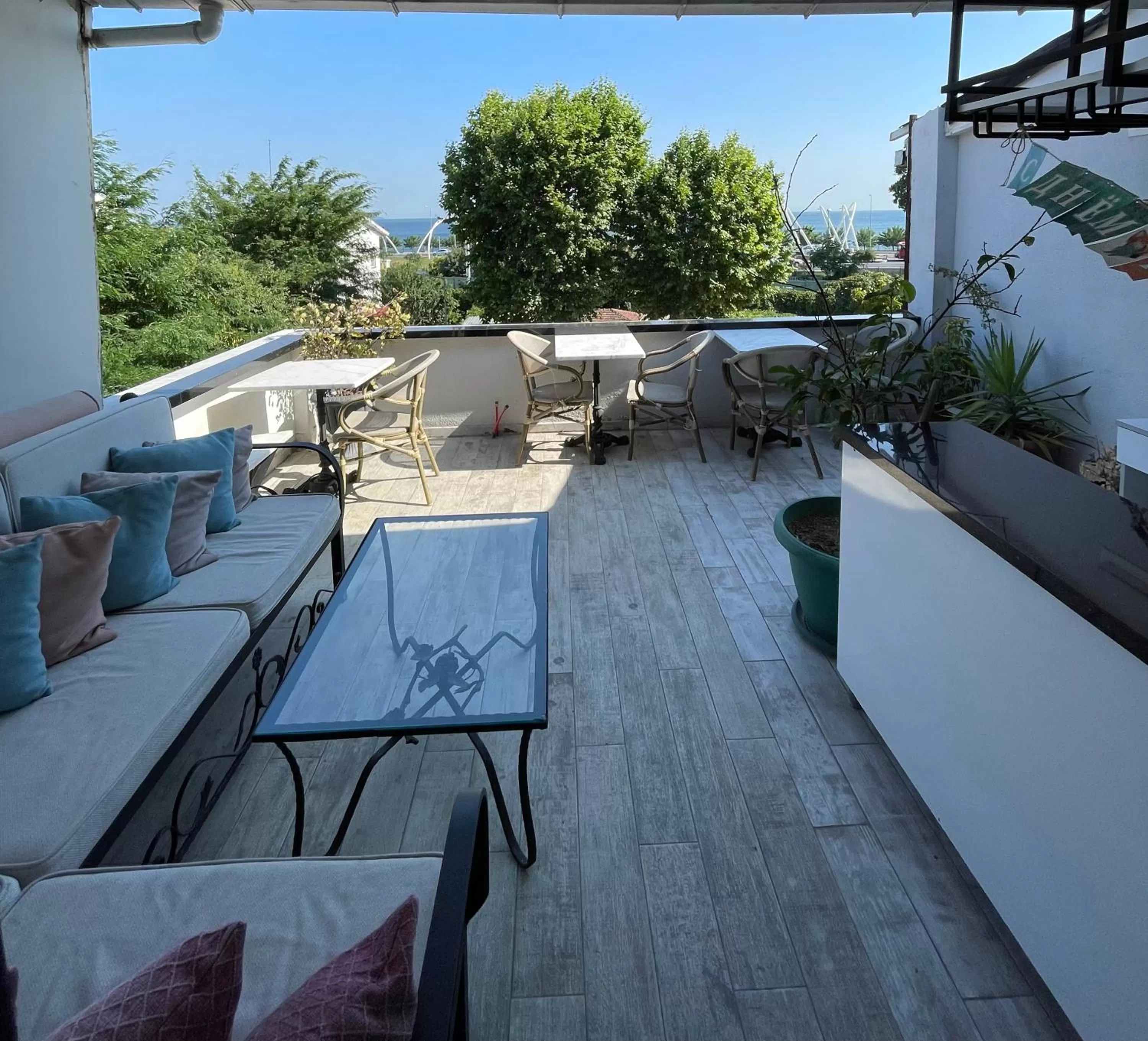 Balcony/Terrace in Arat Apartments