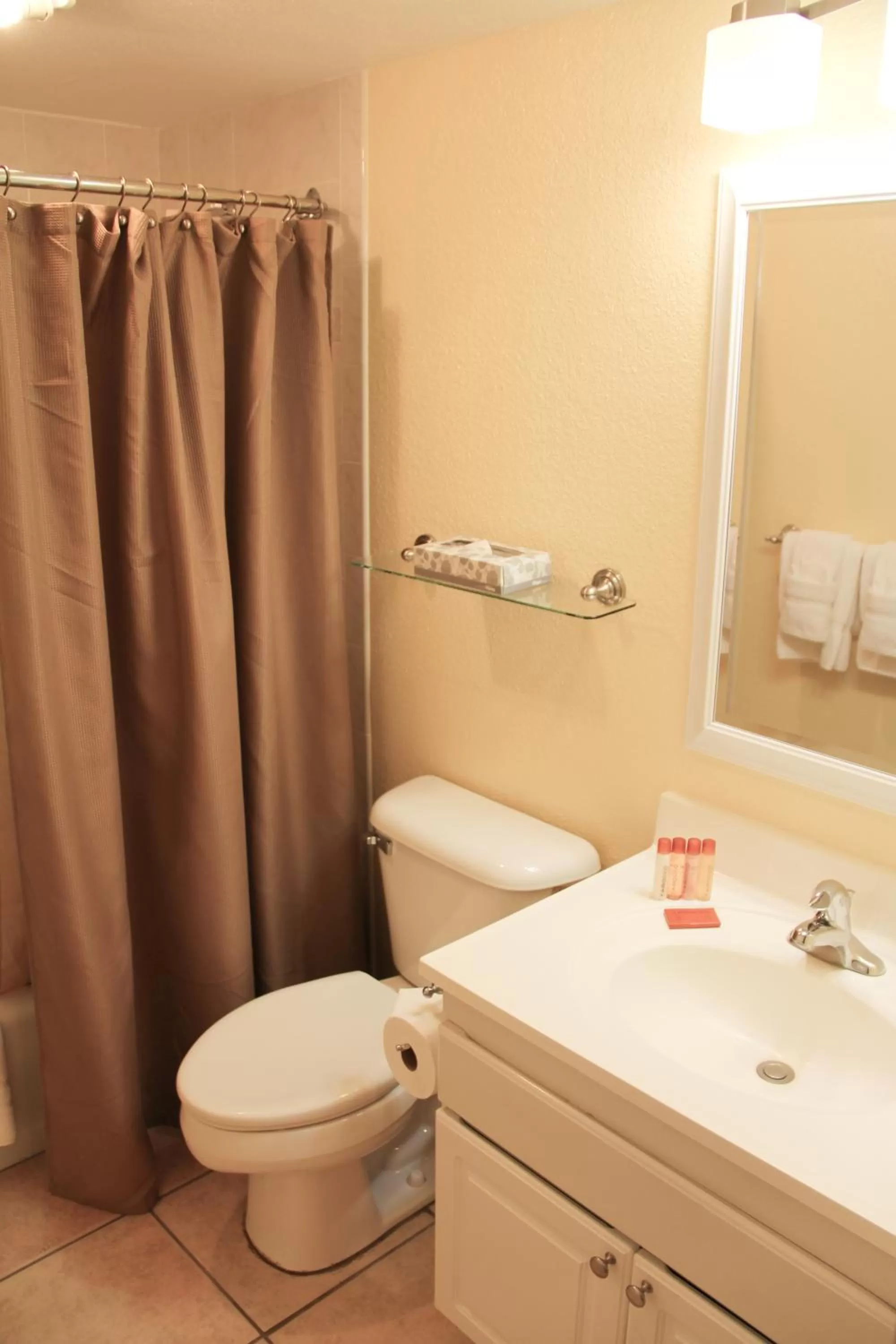 Patio in Kona Reef Resort by Latour Group